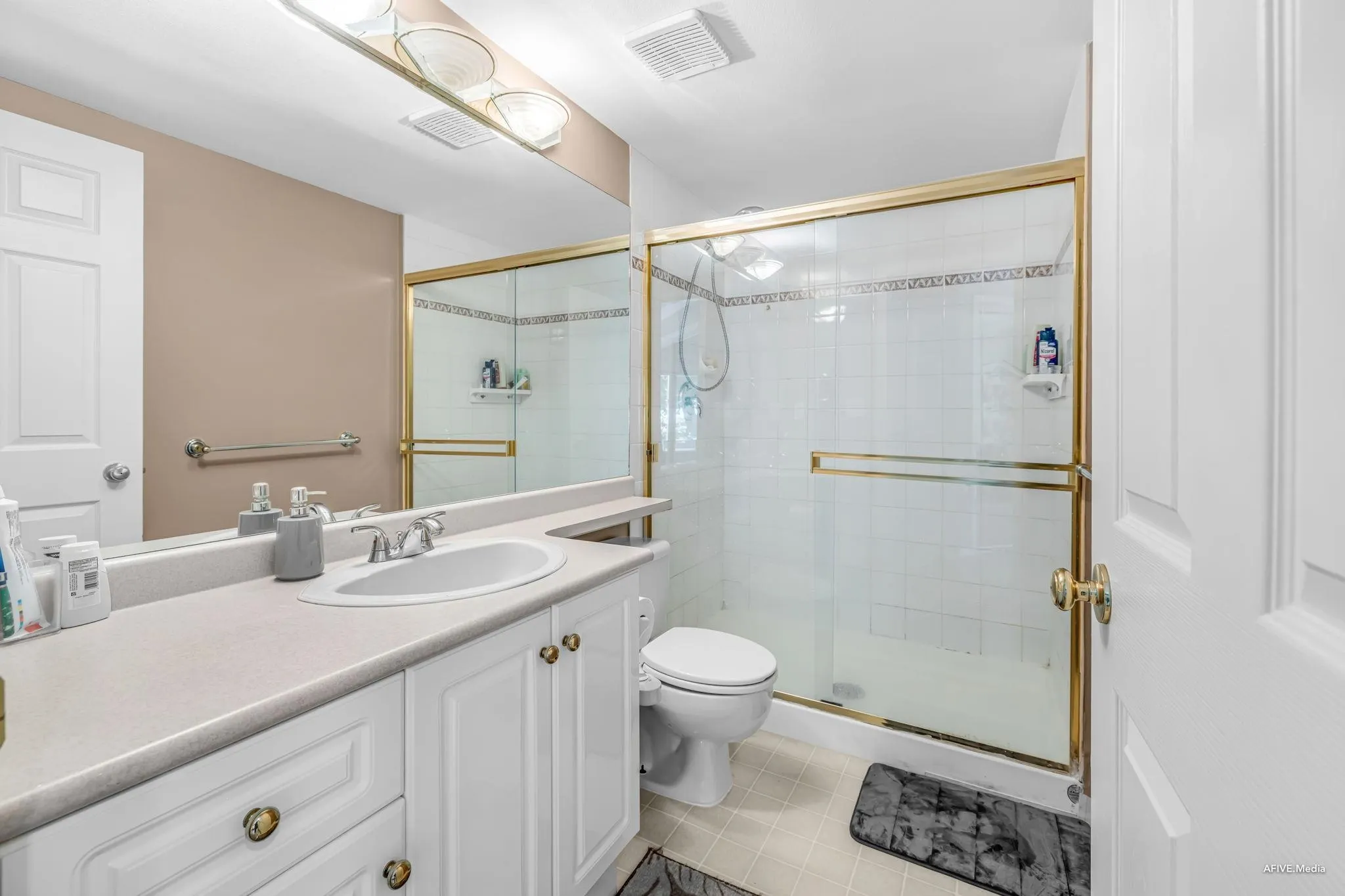 12125 75a Avenue #202