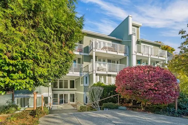 1949 8th Avenue #13