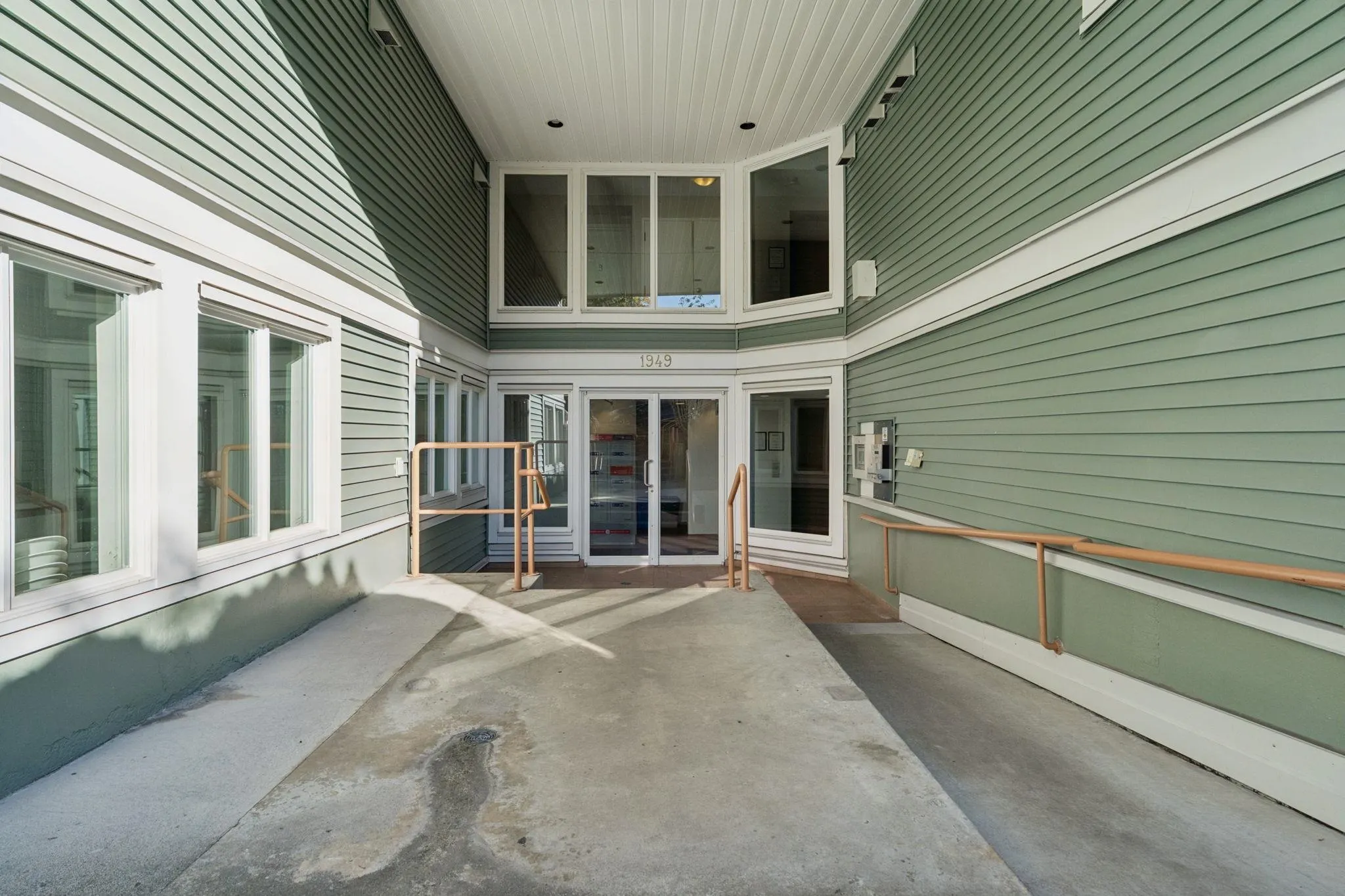 1949 W 8th Avenue #13