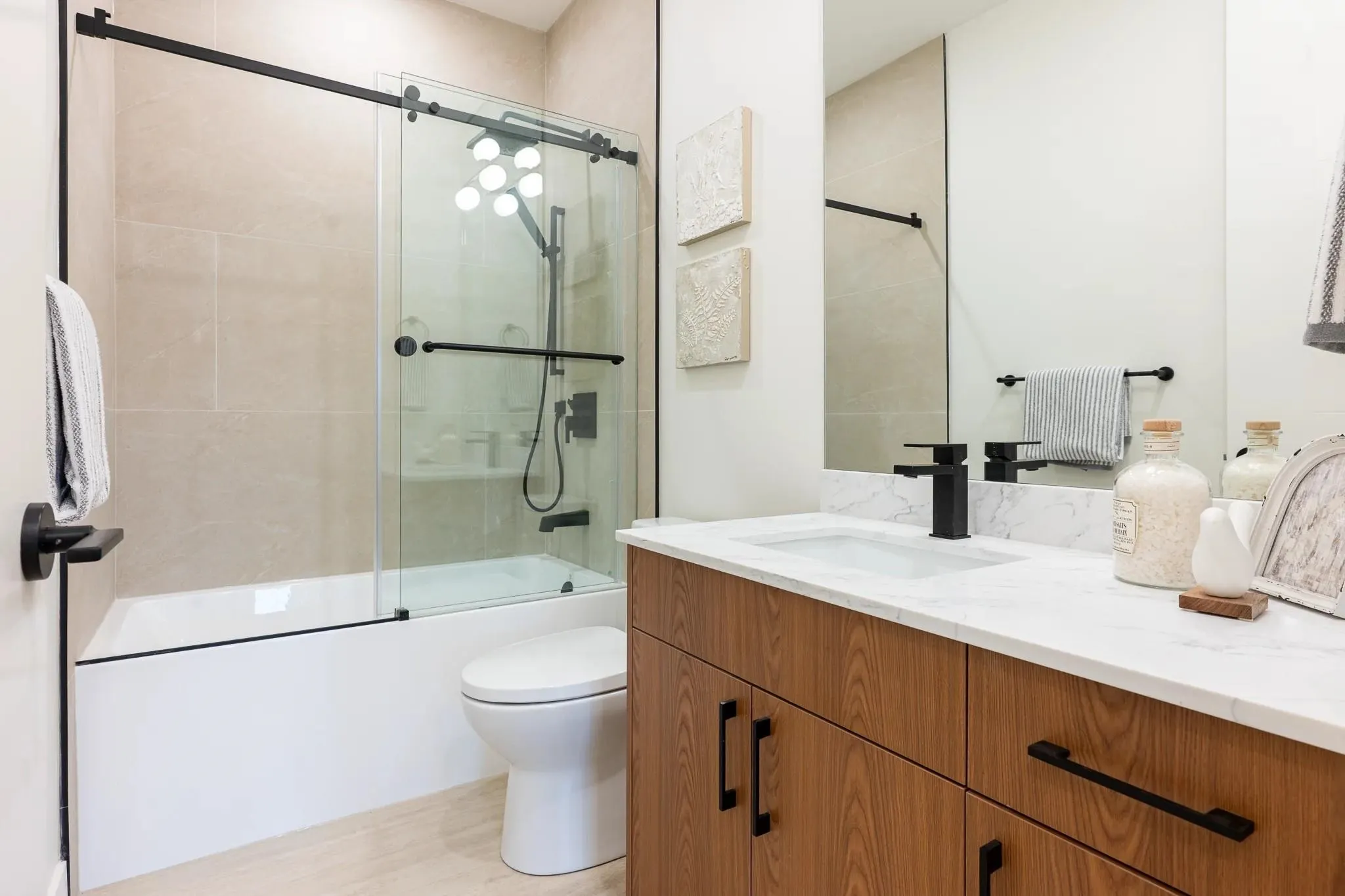 1757 Morgan Avenue #102