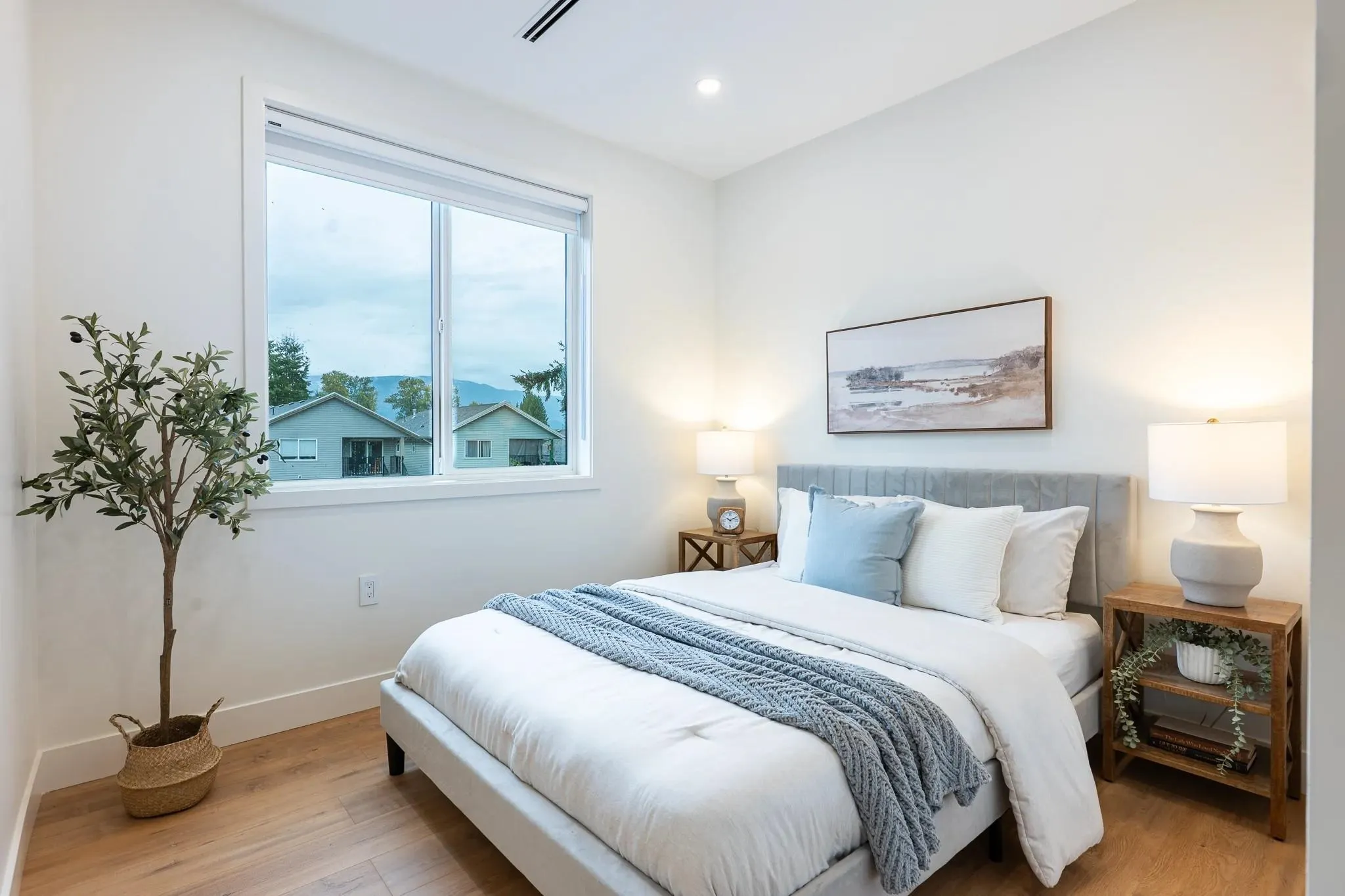 1757 Morgan Avenue #102