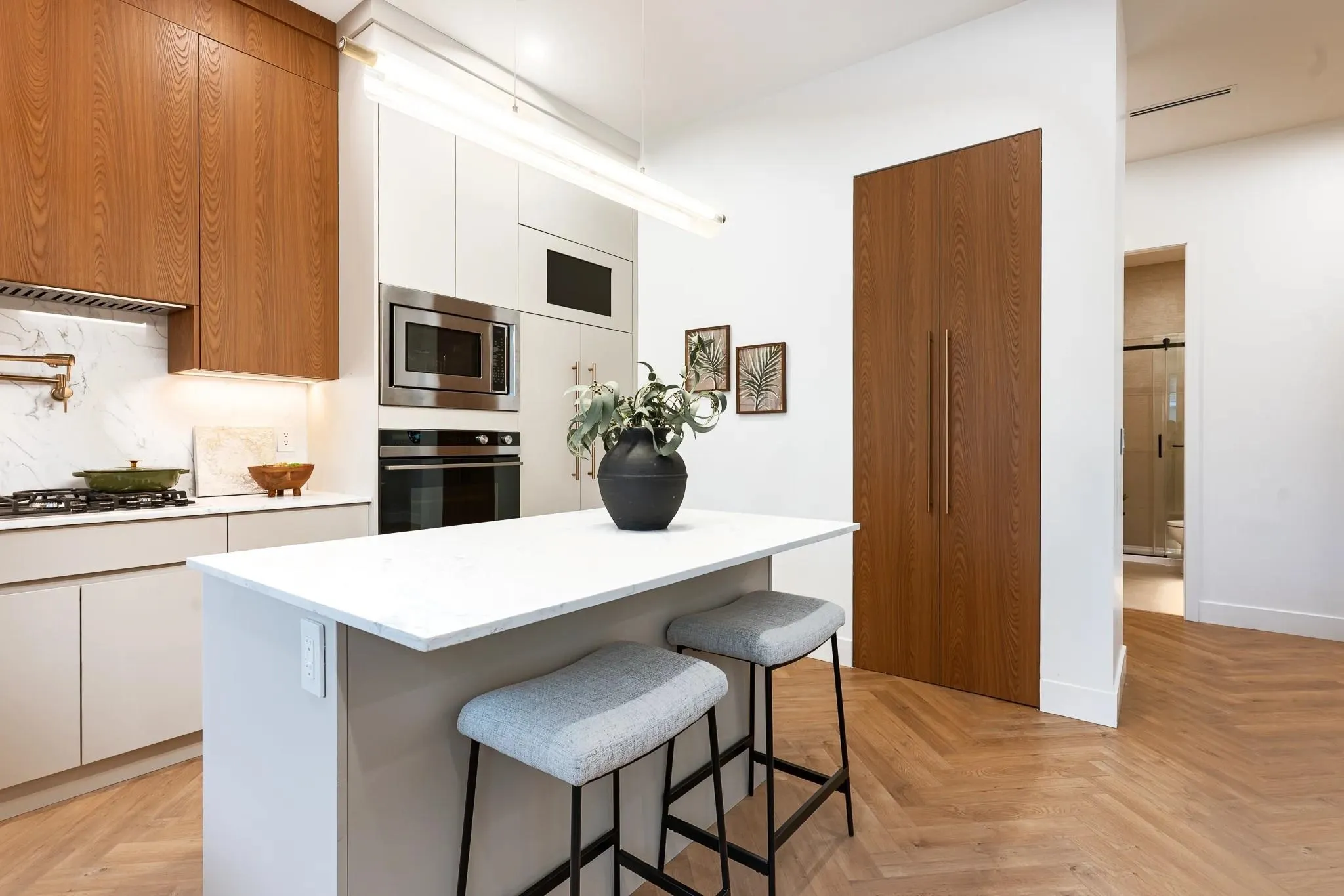1757 Morgan Avenue #102