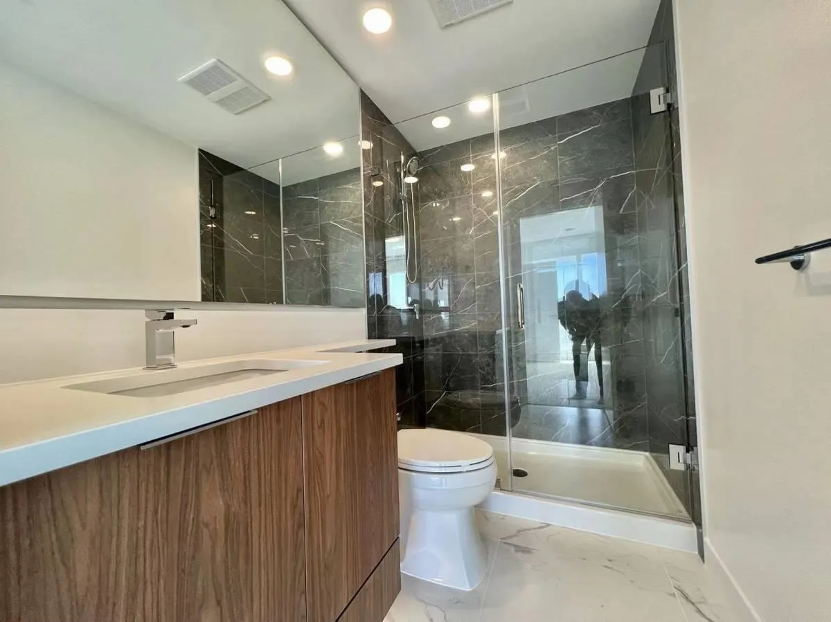 7769 Park Crescent #1xx3