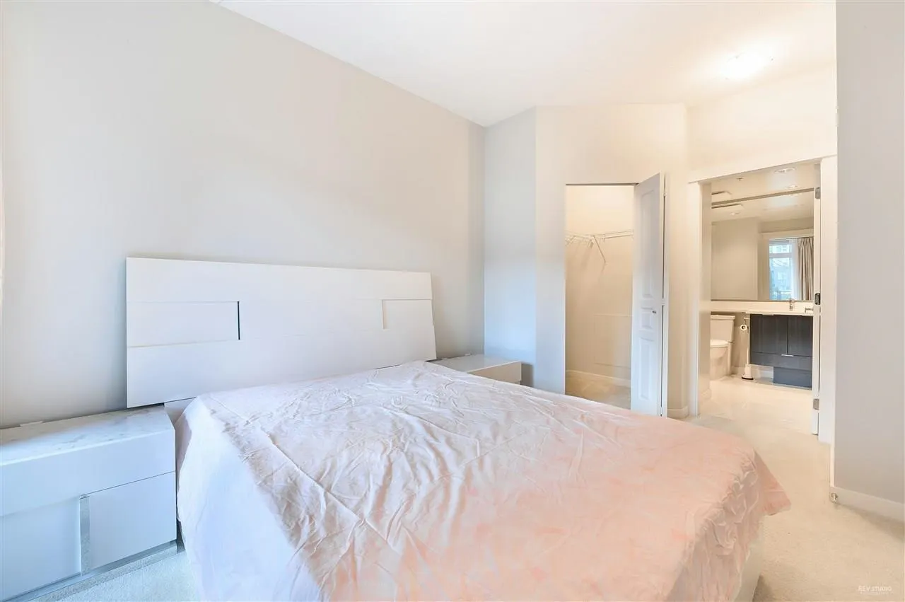 9366 Tomicki Avenue #121