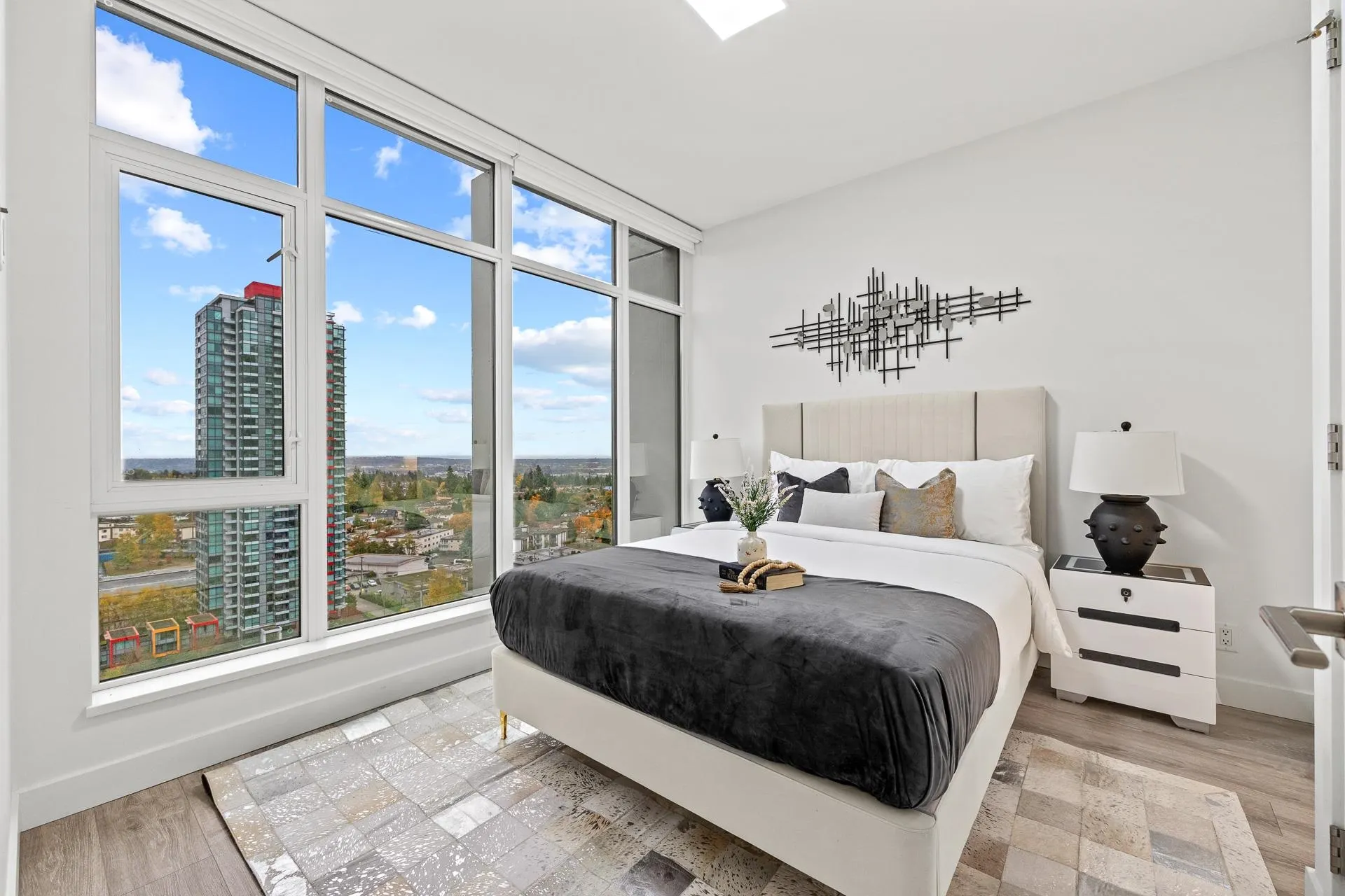 6511 Sussex Avenue #1607