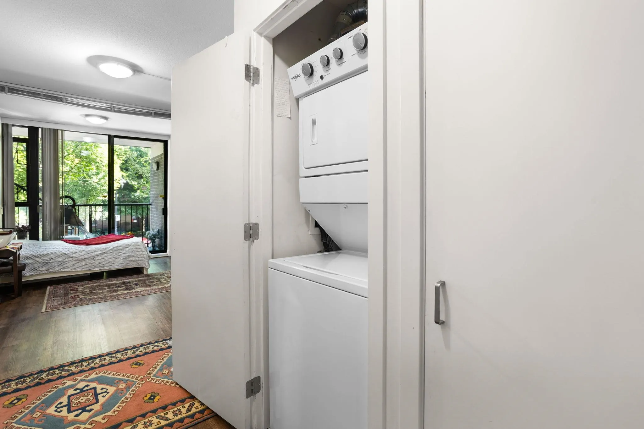 175 W 1st Street #205