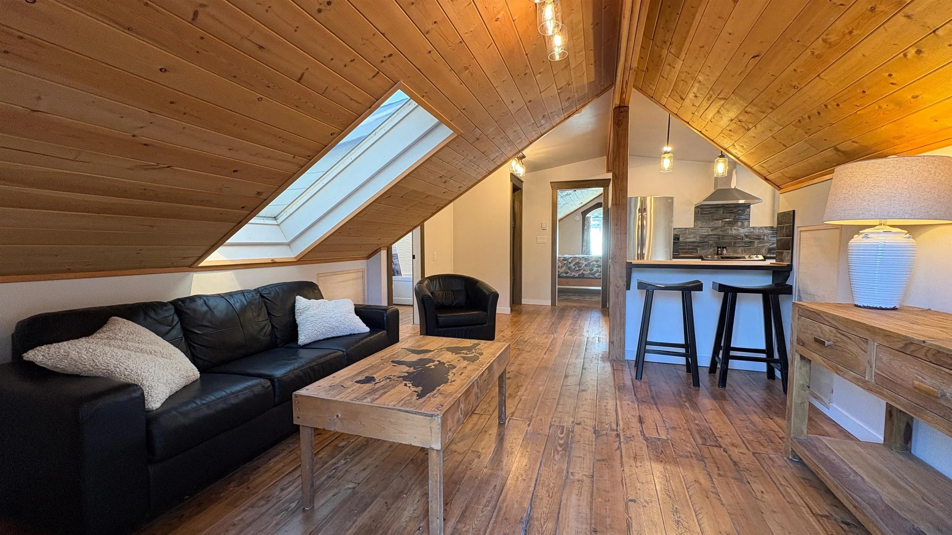 25027 Robertson Crescent #01