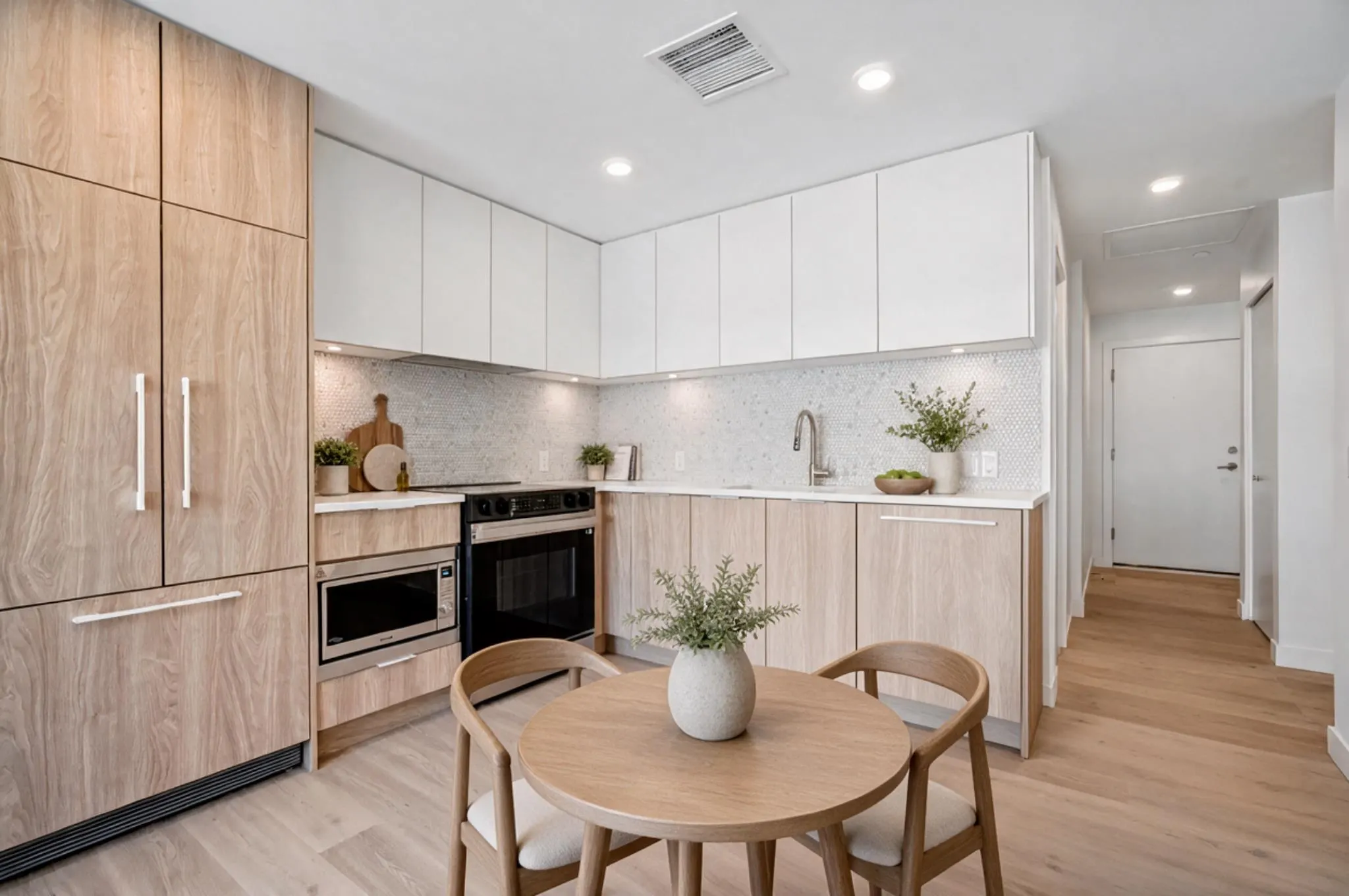 1616 Lloyd Avenue #312