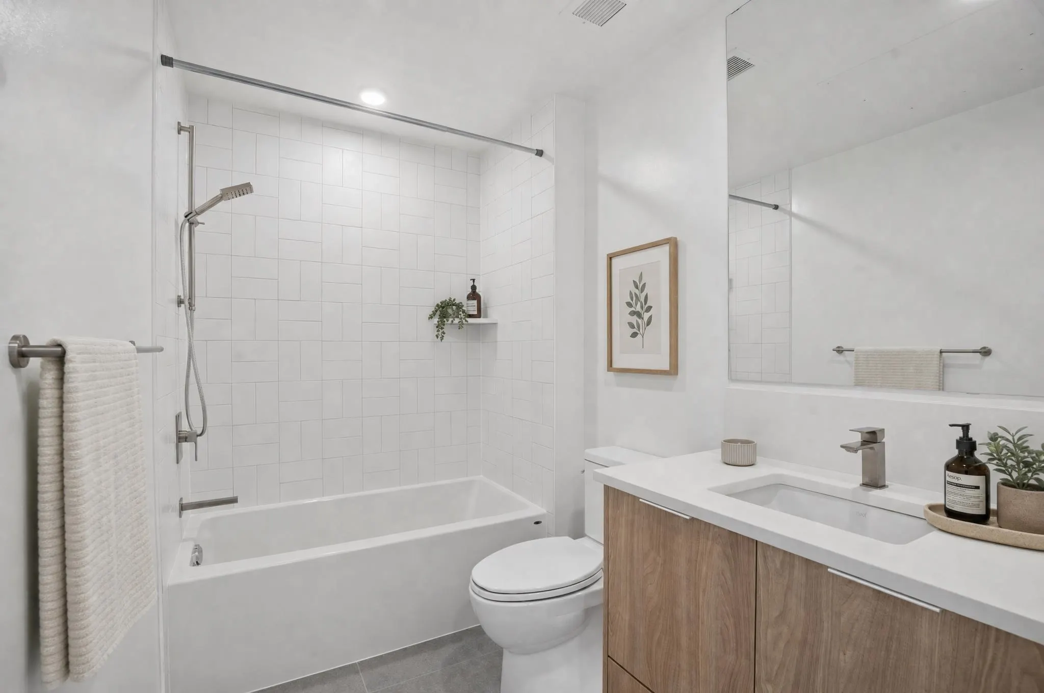 1616 Lloyd Avenue #312
