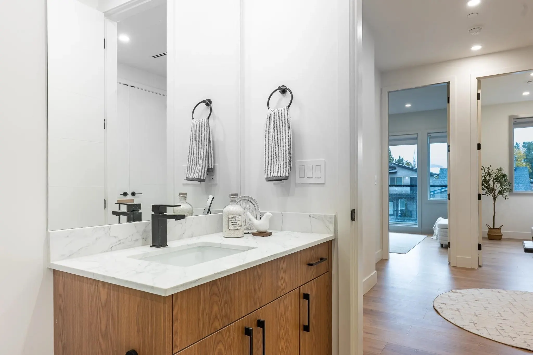 1757 Morgan Avenue #101