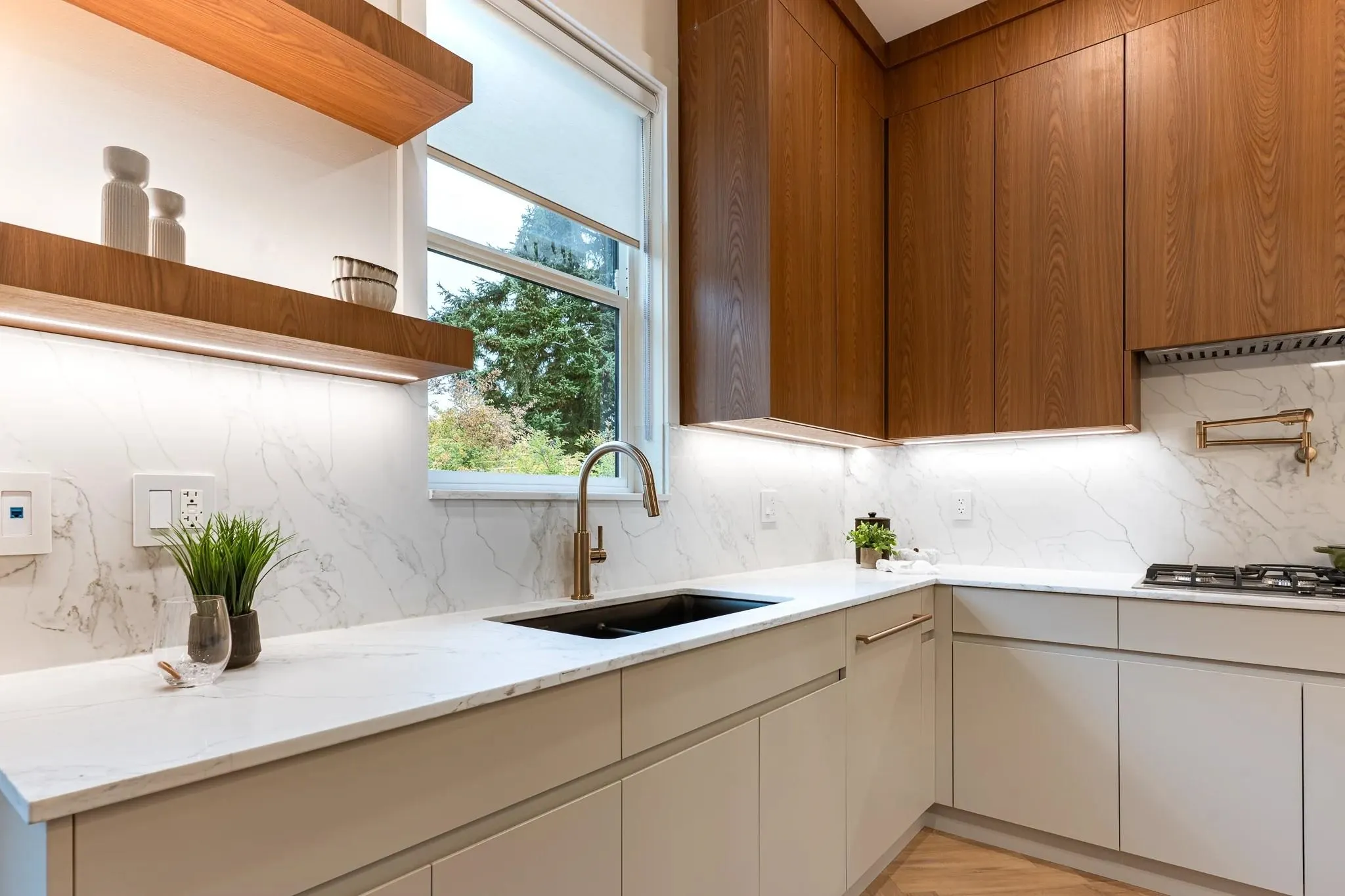 1757 Morgan Avenue #101