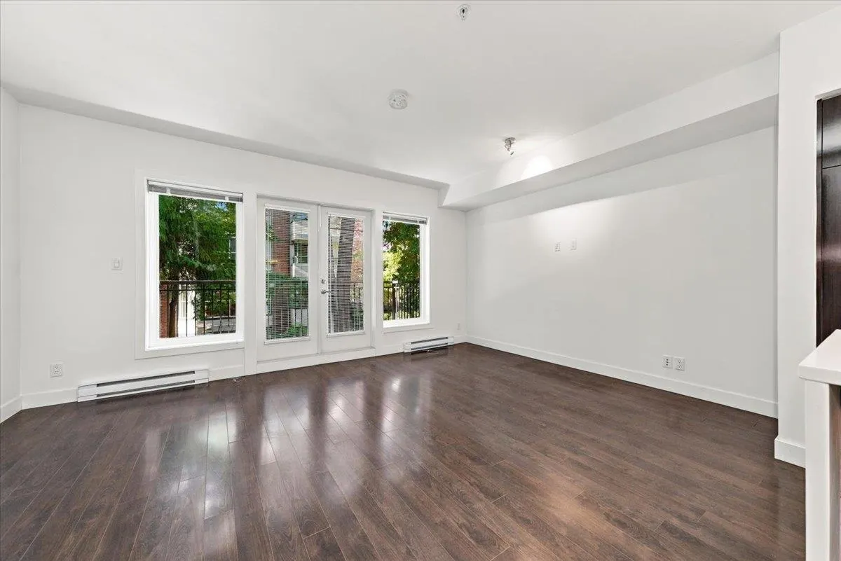 5655 Chaffey Avenue #21