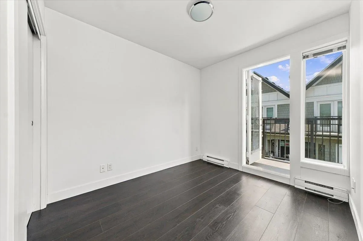 5655 Chaffey Avenue #21