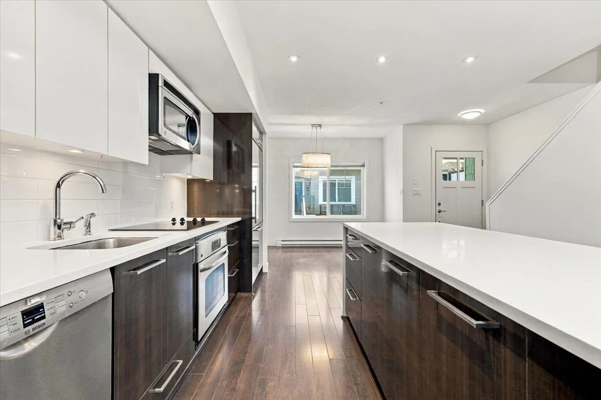 5655 Chaffey Avenue #21