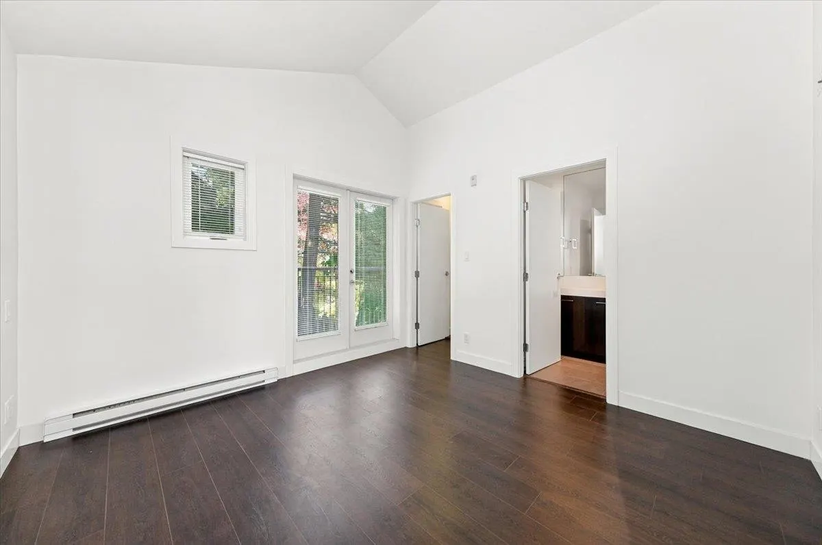 5655 Chaffey Avenue #21