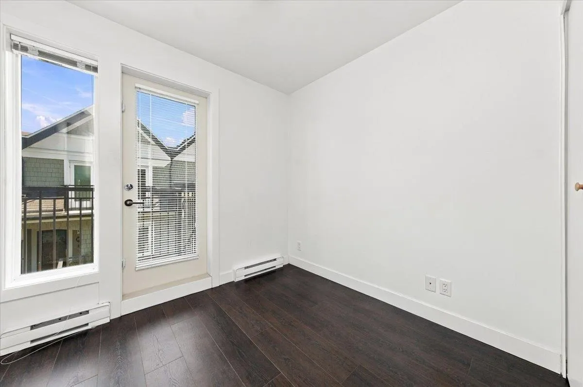 5655 Chaffey Avenue #21