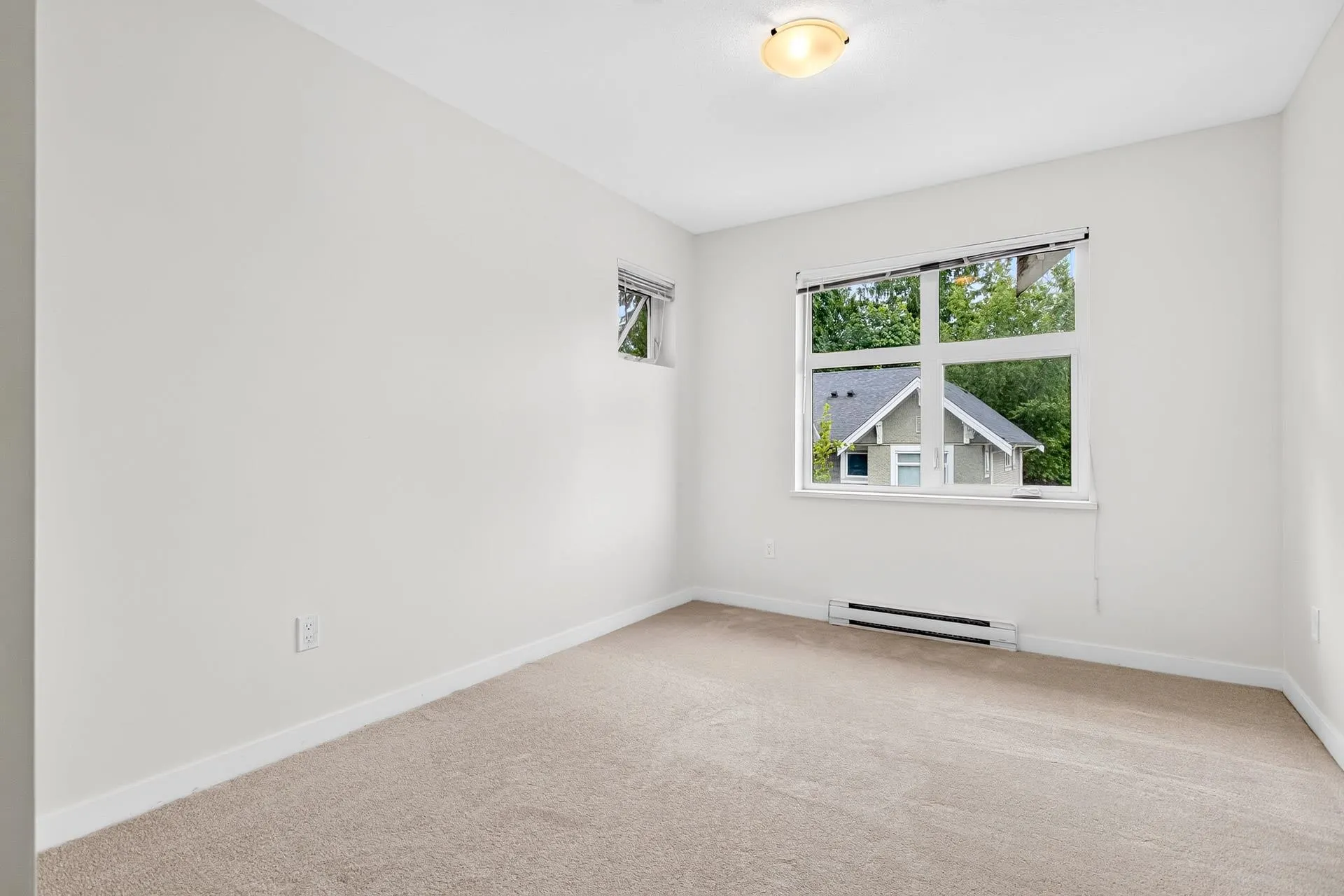 3400 Devonshire Avenue #35