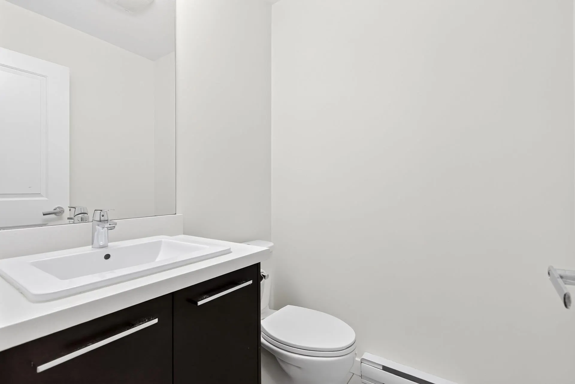 3400 Devonshire Avenue #35