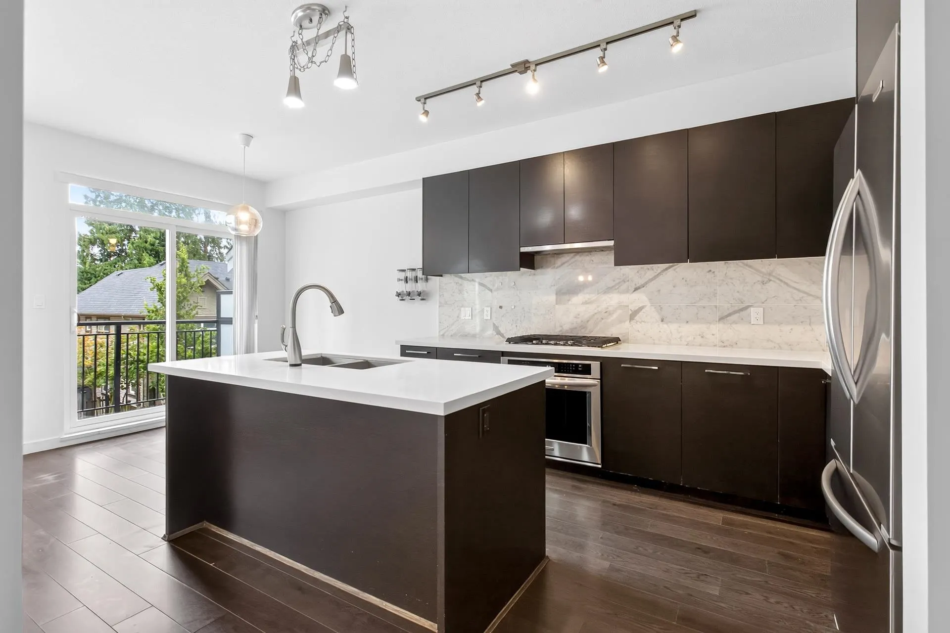 3400 Devonshire Avenue #35