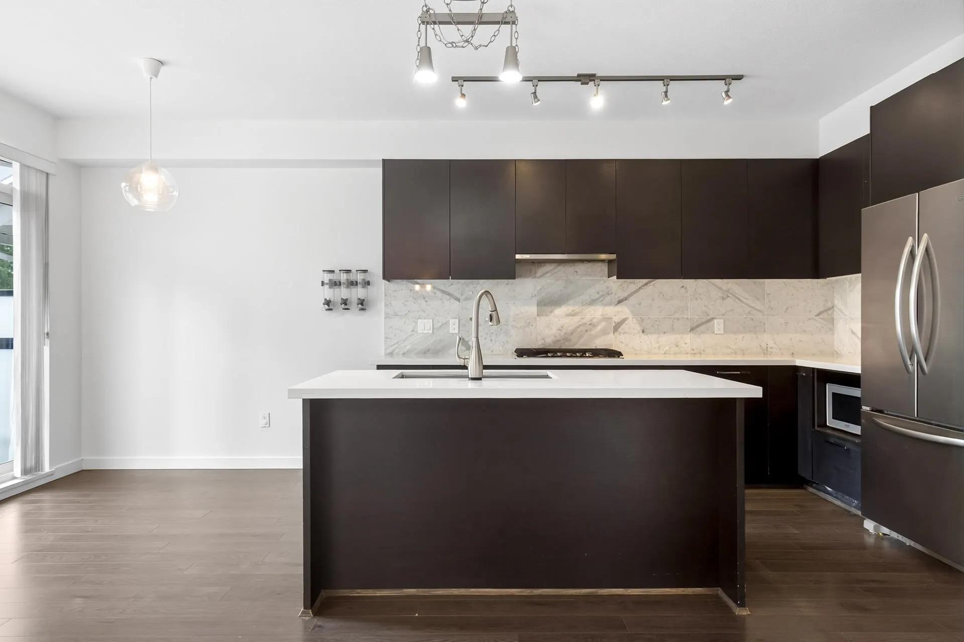 3400 Devonshire Avenue #35