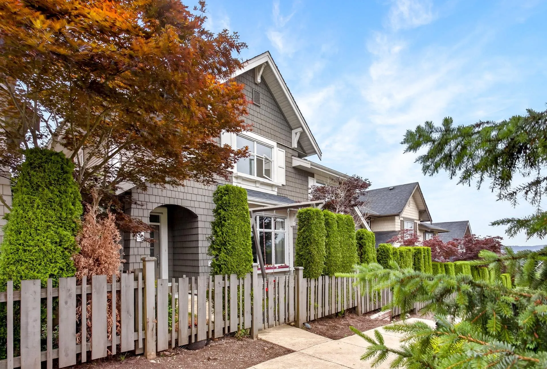 3400 Devonshire Avenue #35