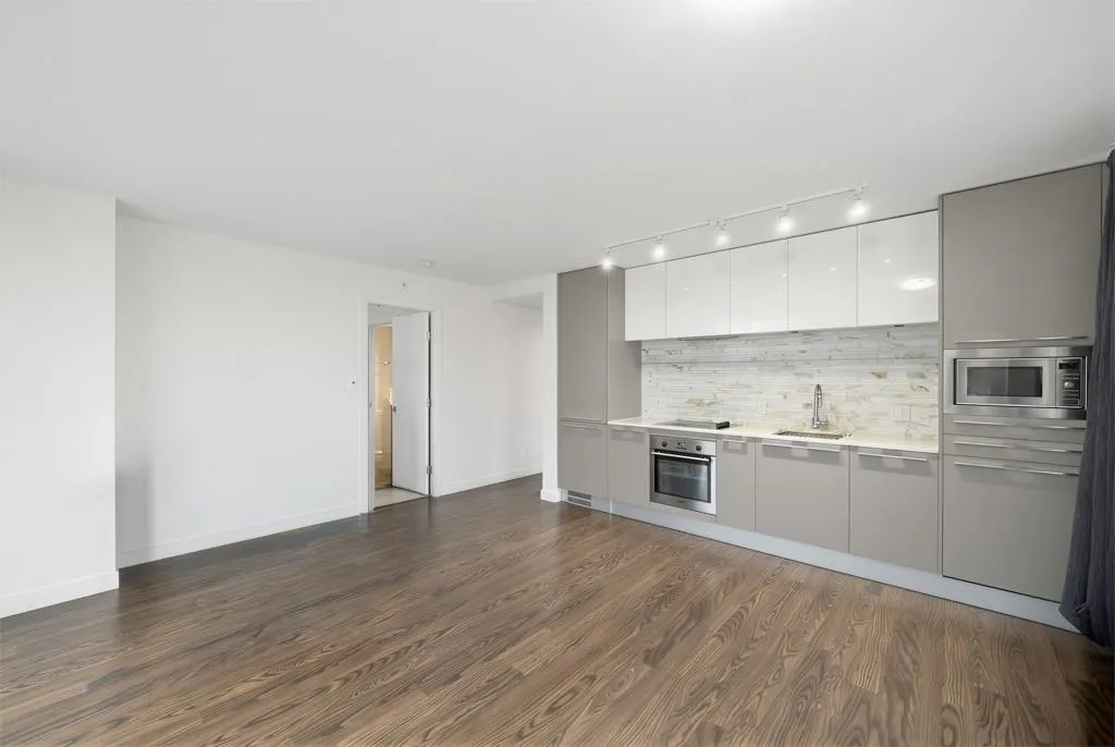 8031 Nunavut Lane #1106