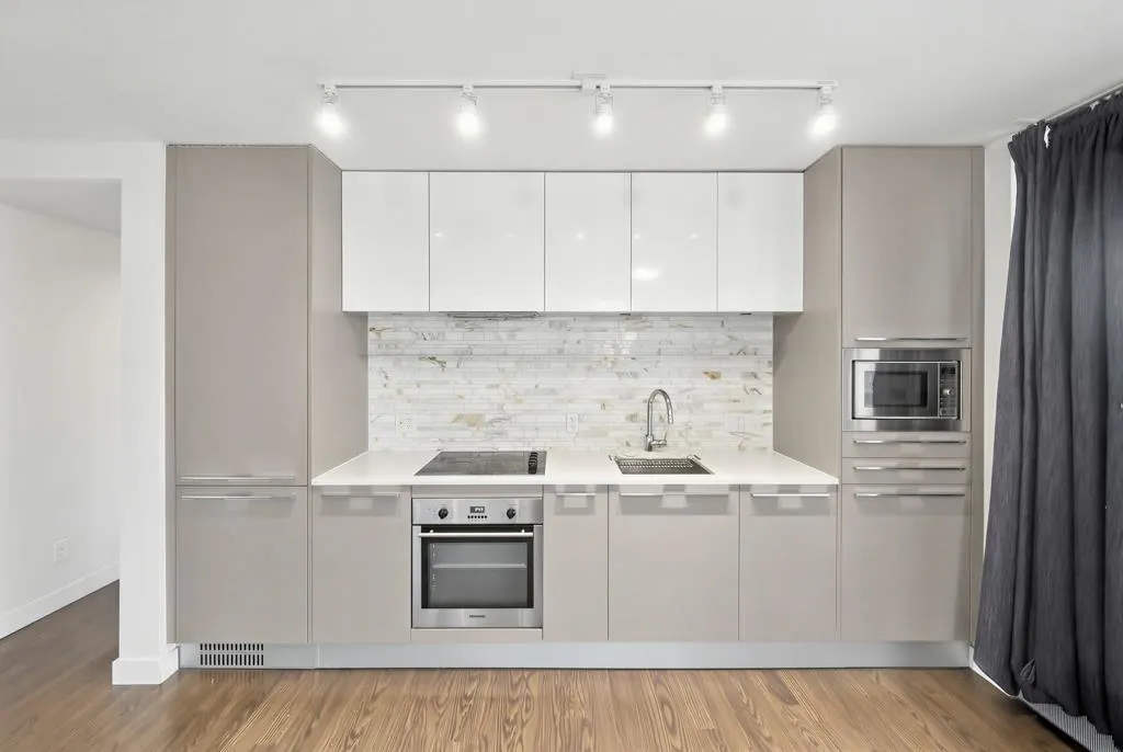 8031 Nunavut Lane #1106