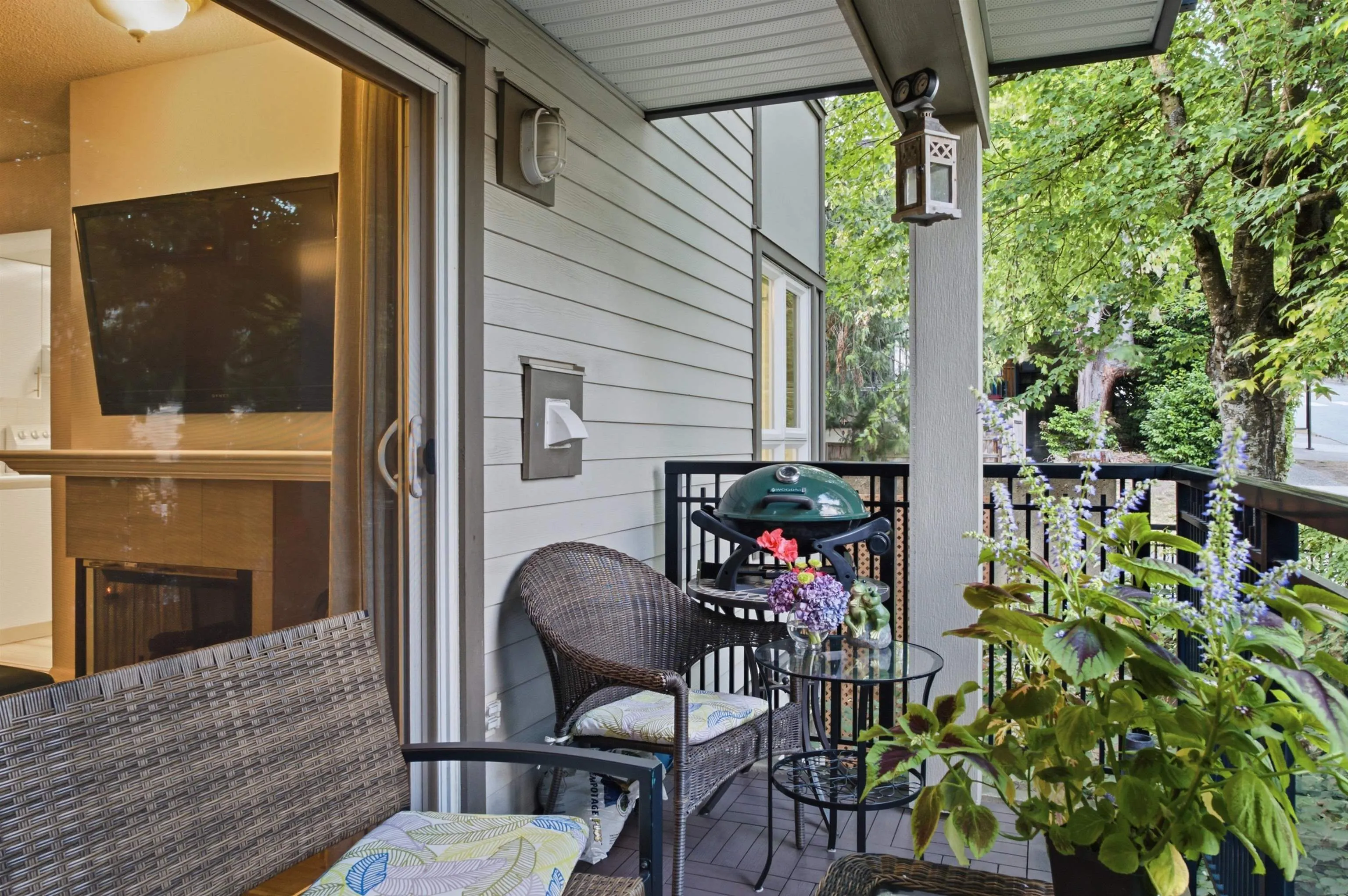 106 W Kings Road #303