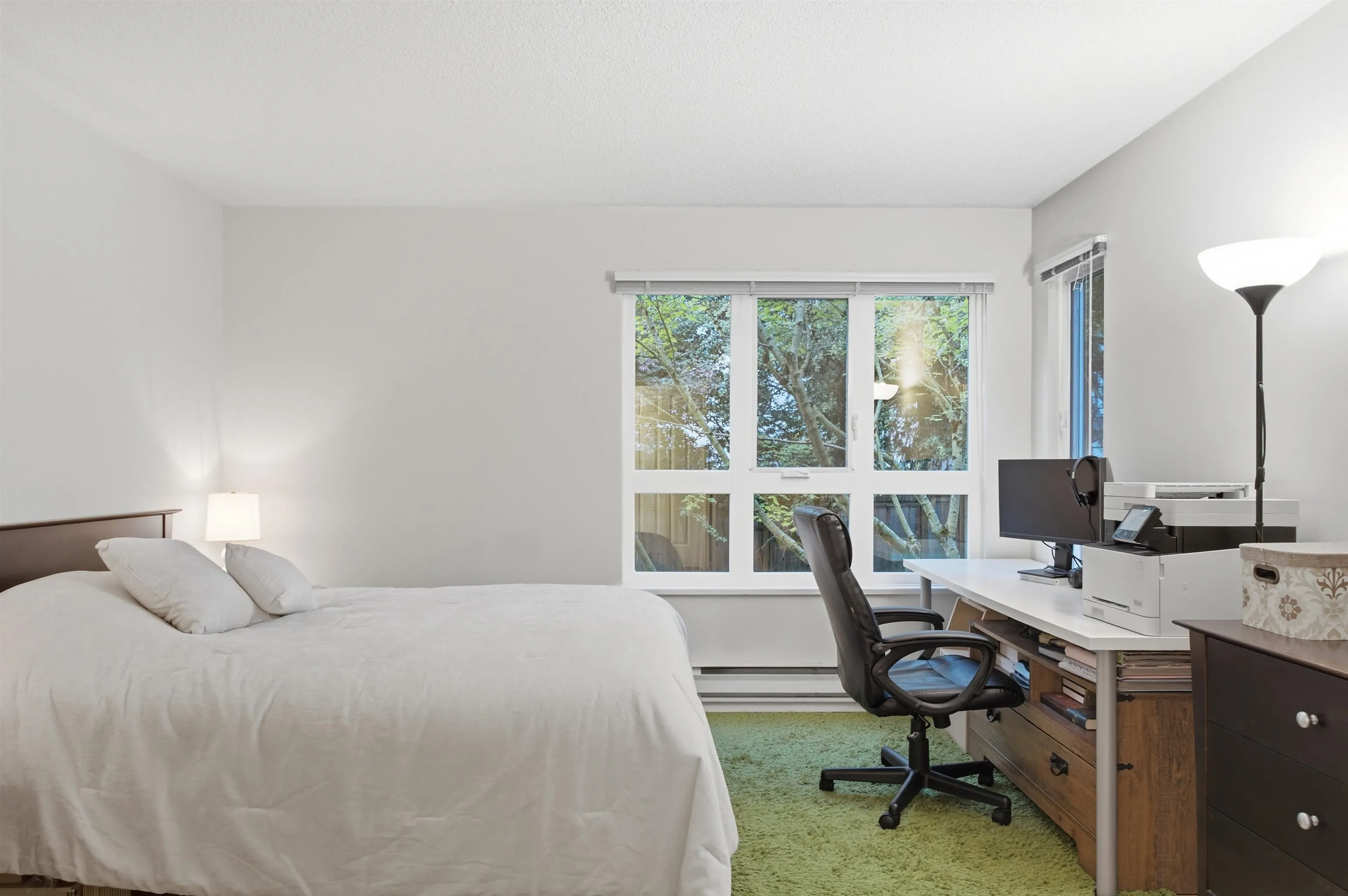 106 W Kings Road #303