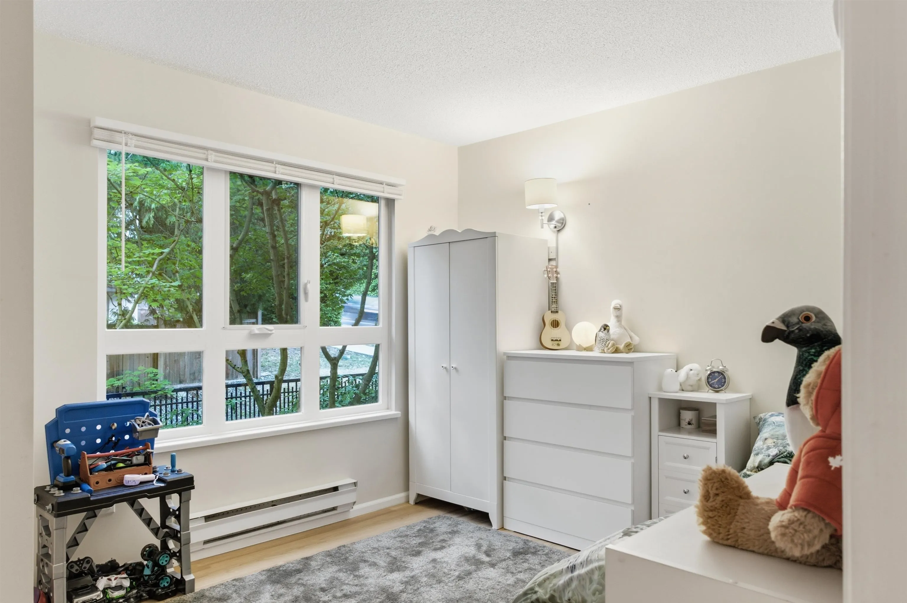 106 W Kings Road #303