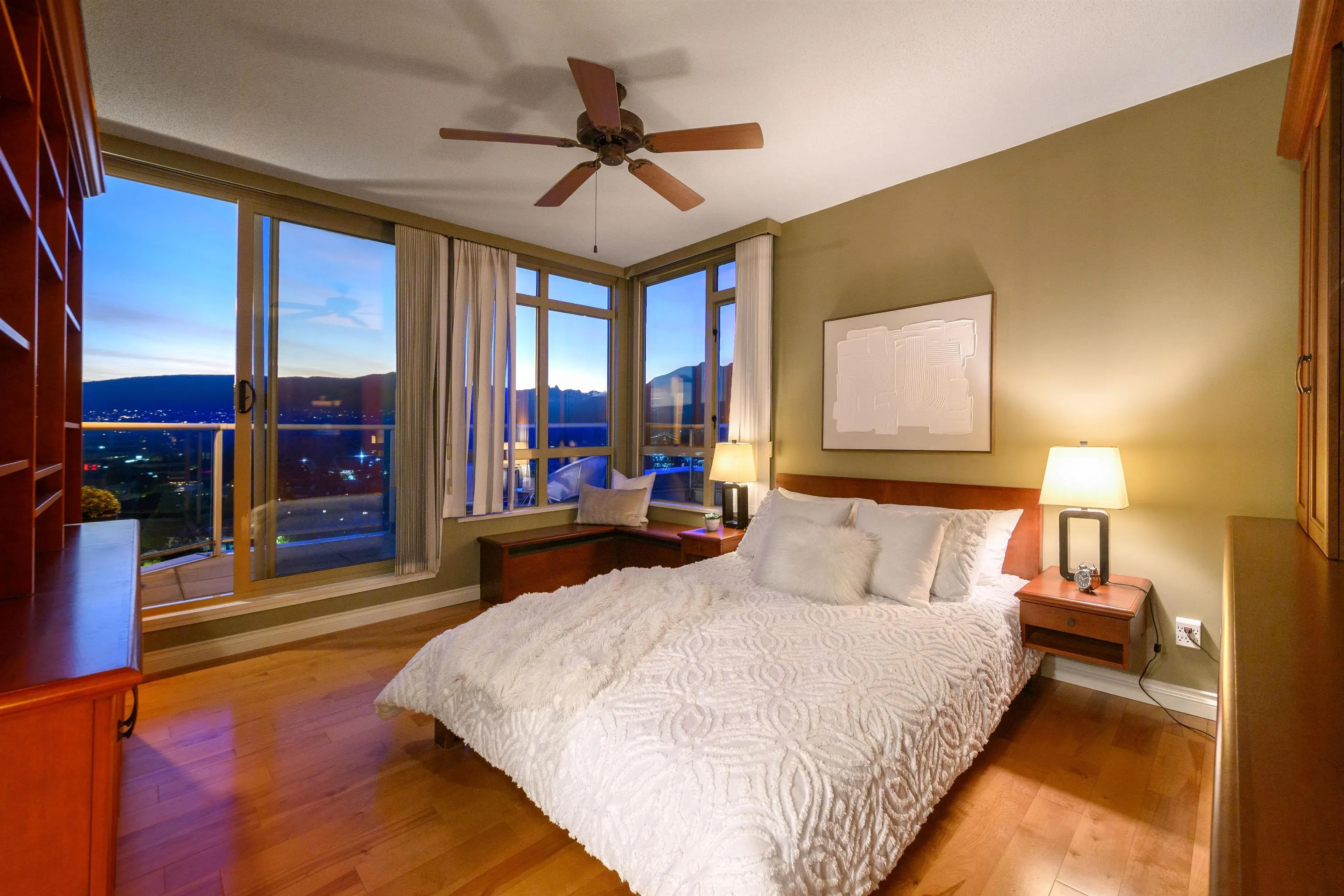 160 W Keith Road #1505