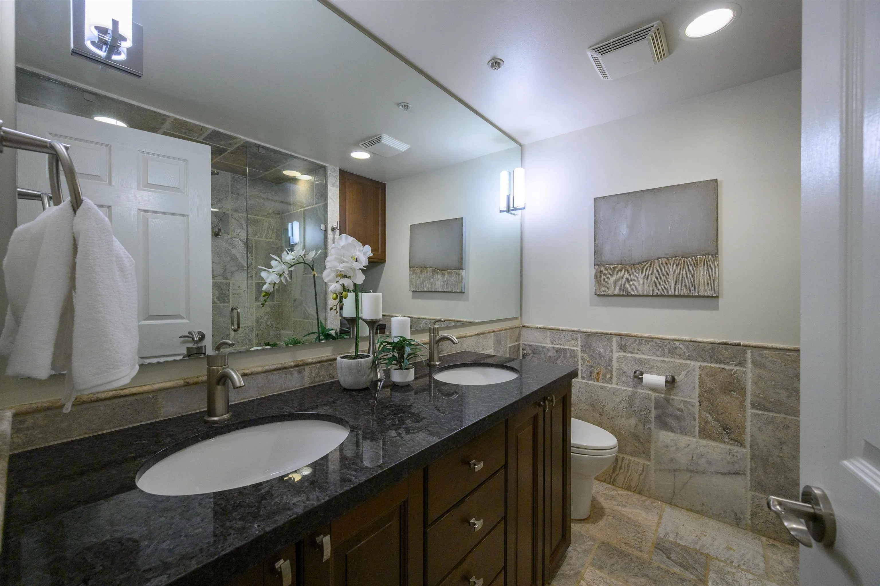 160 W Keith Road #1505