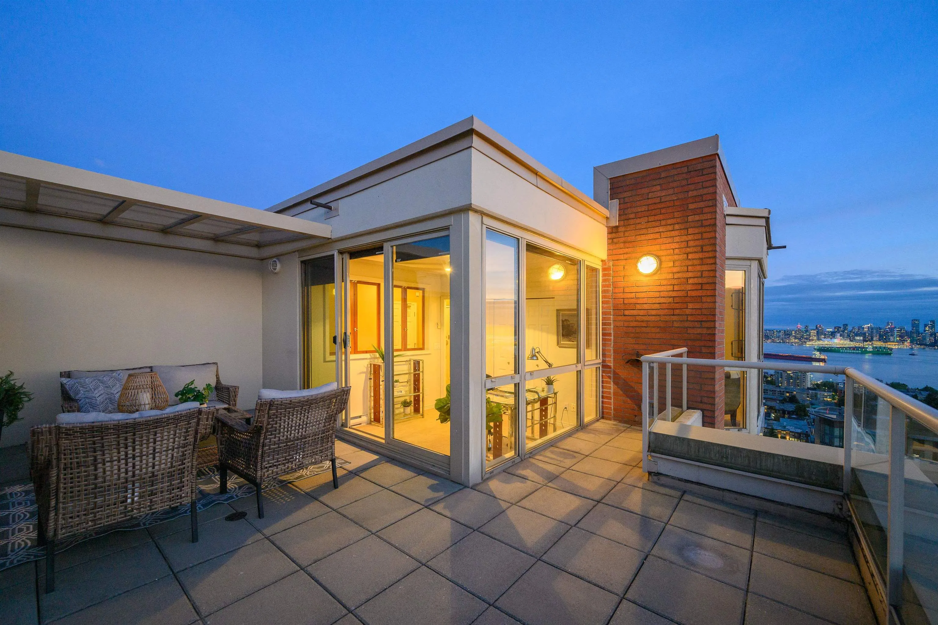 160 W Keith Road #1505
