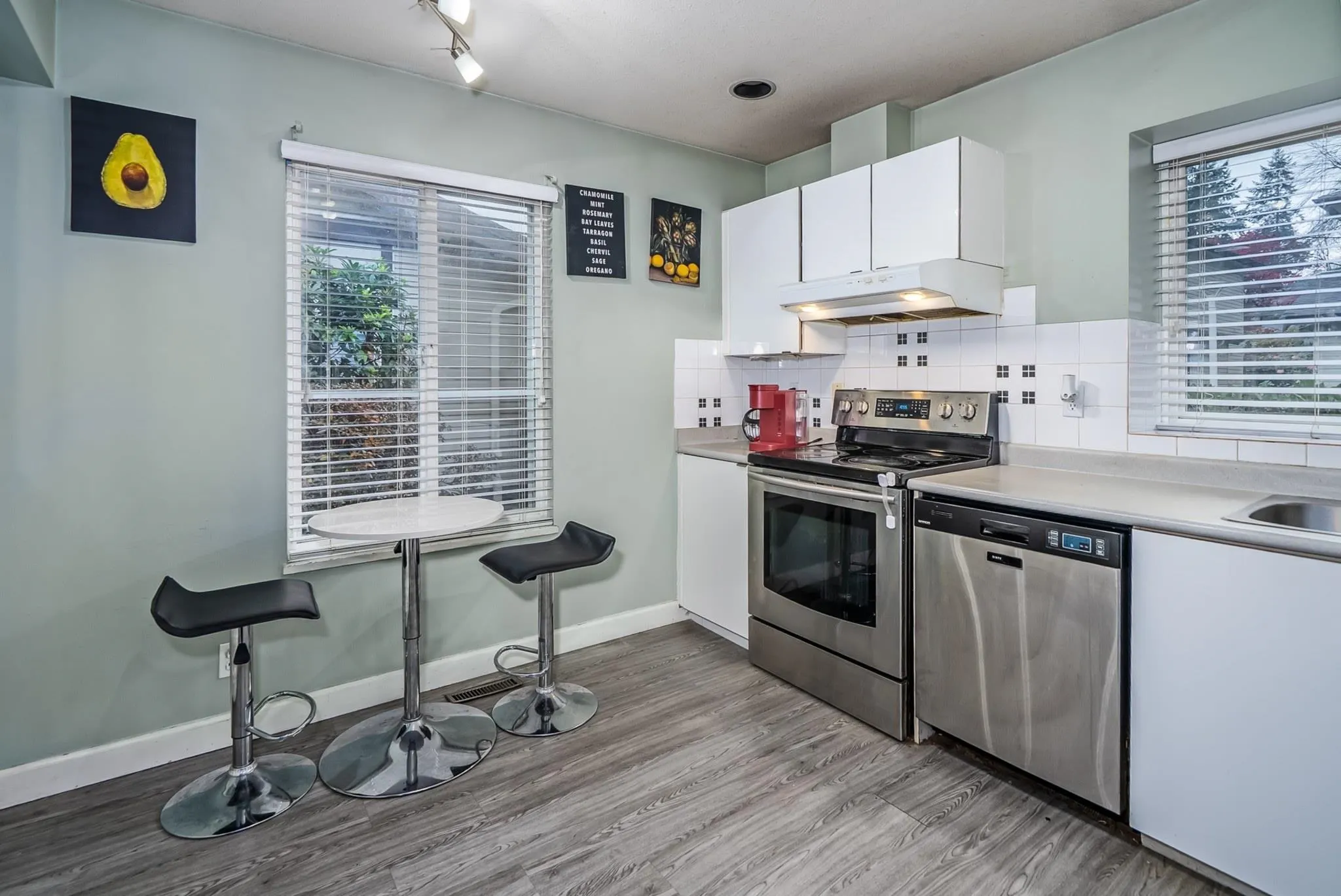 21801 Dewdney Trunk Road #30