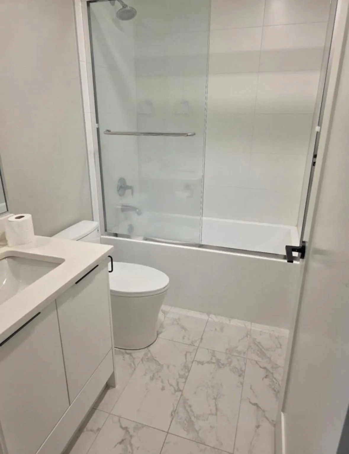 14818 60 Avenue #211