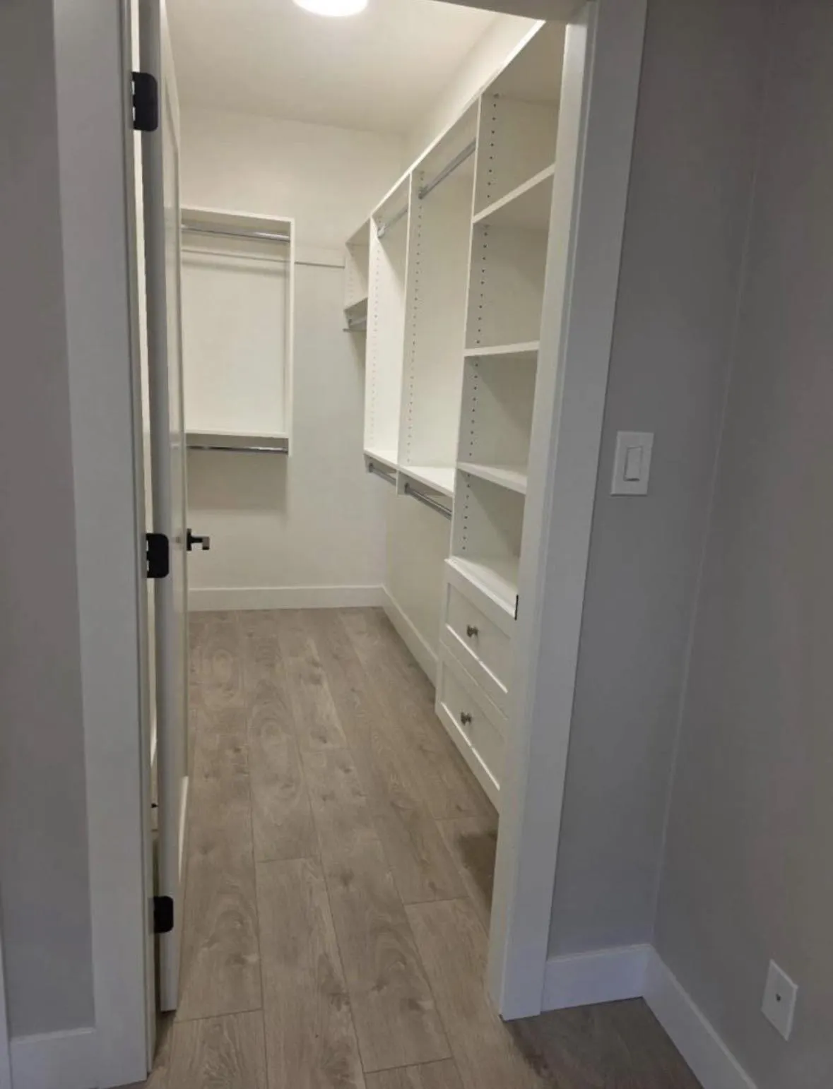 14818 60 Avenue #211