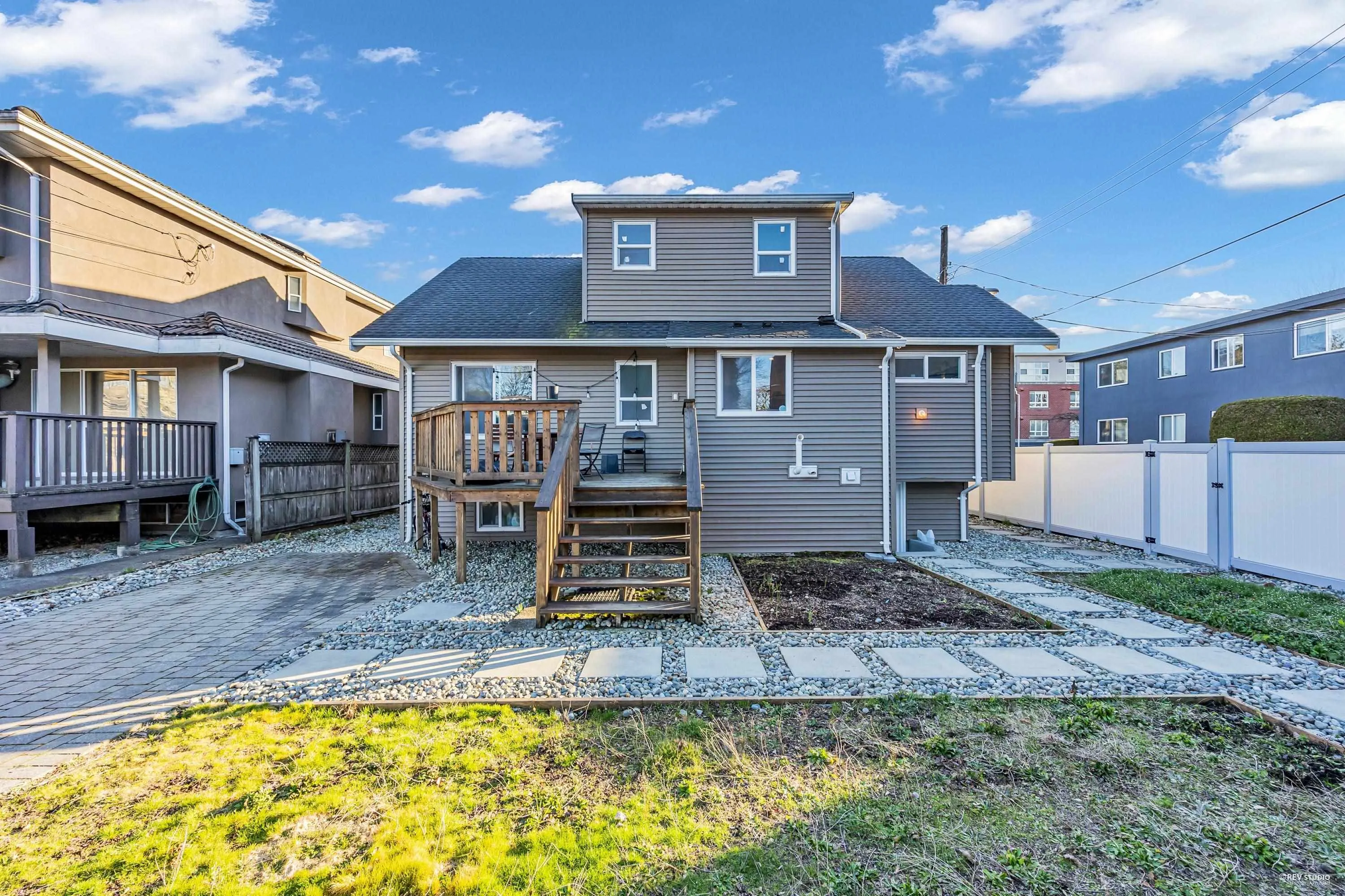 2079 W 46th Avenue