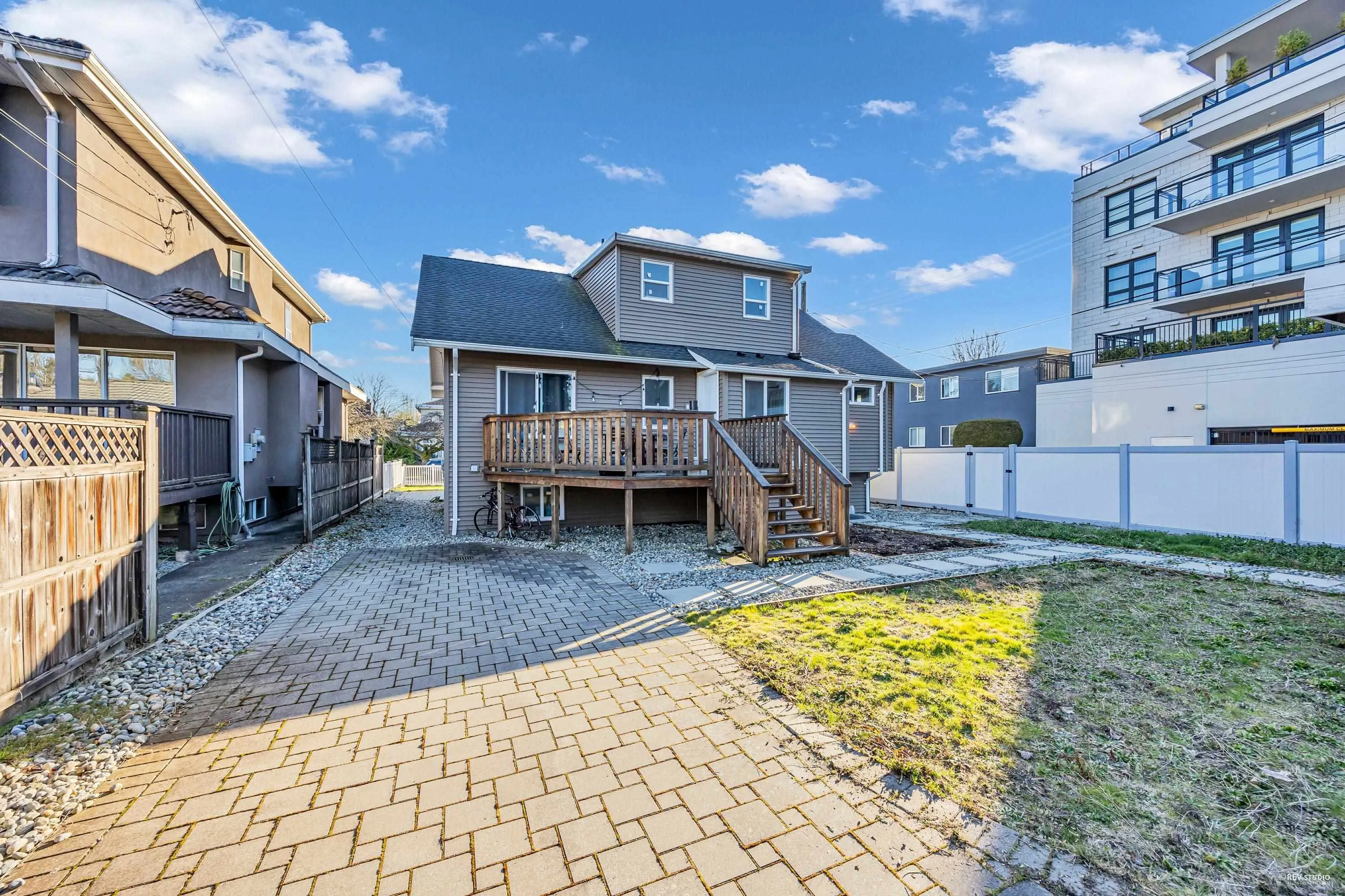 2079 W 46th Avenue