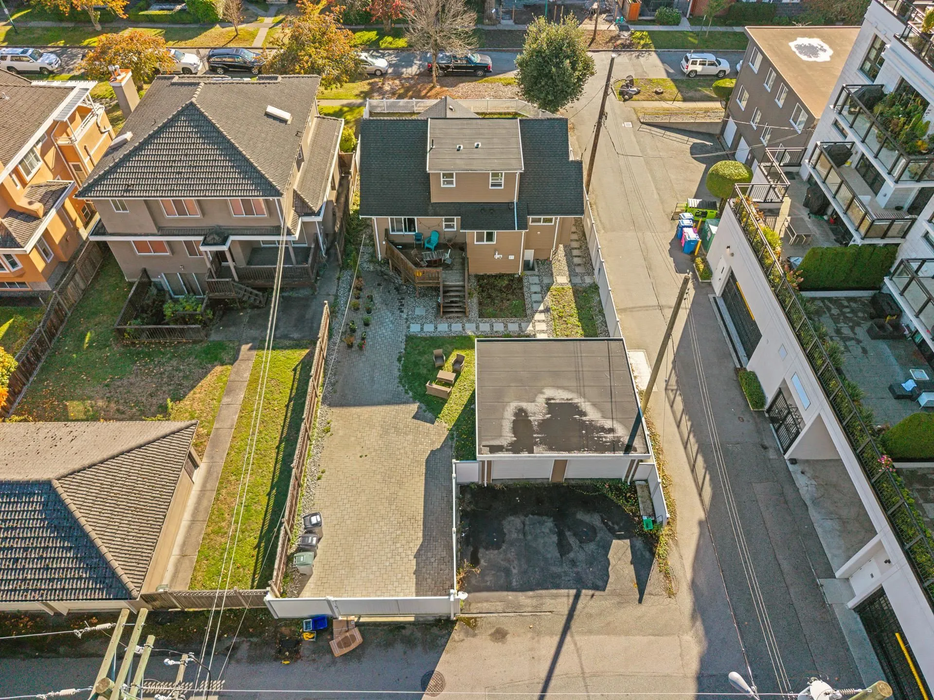 2079 W 46th Avenue