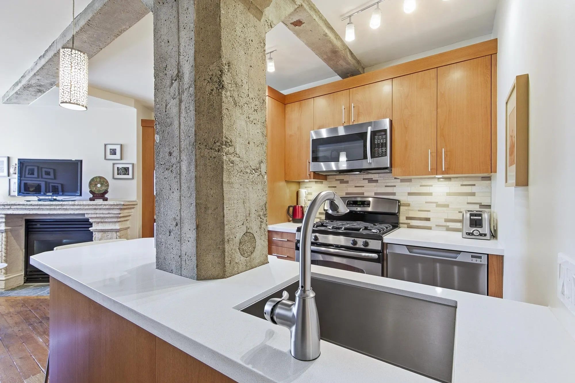 1216 Homer Street #512