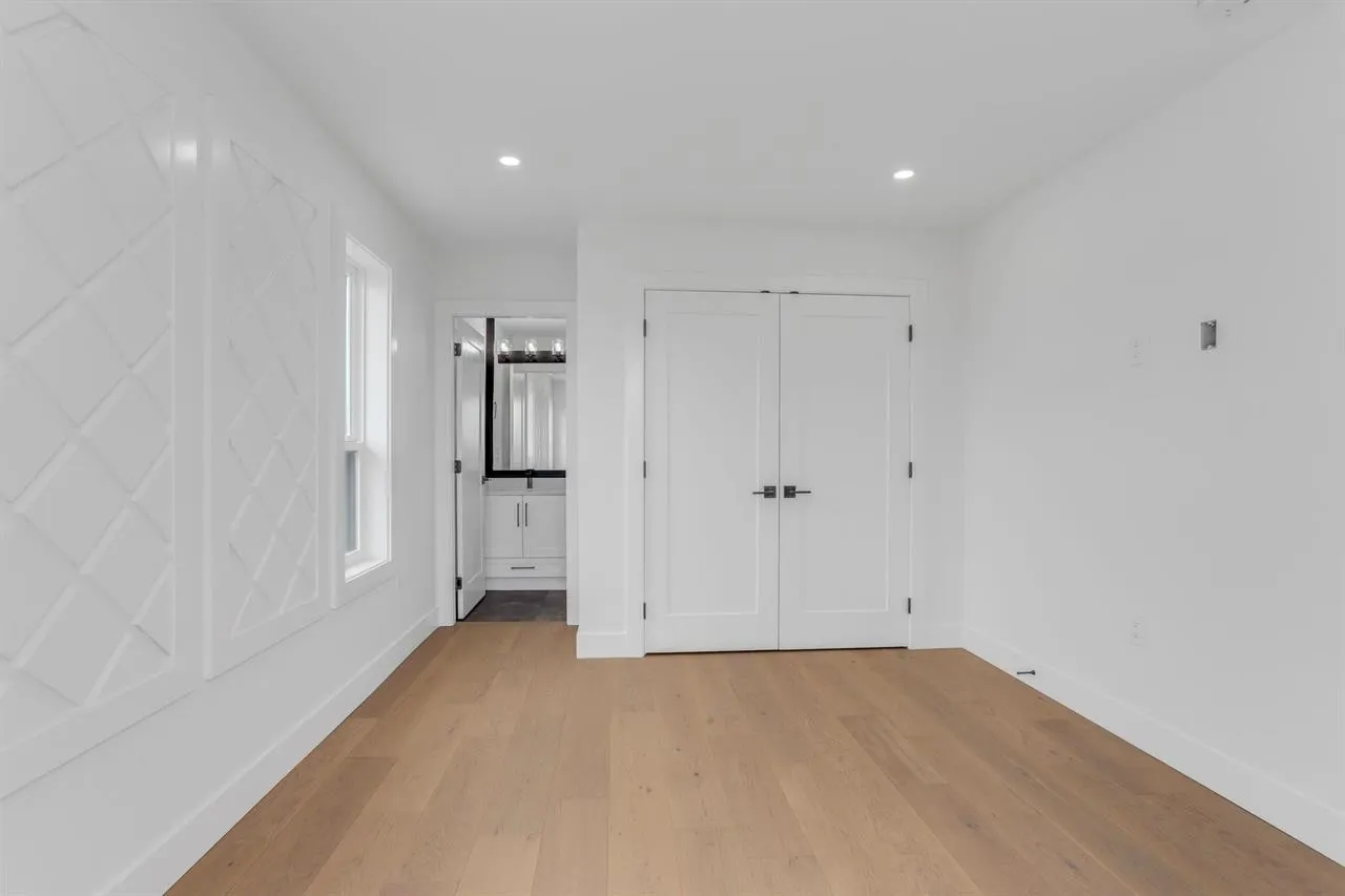 262 Hume Street