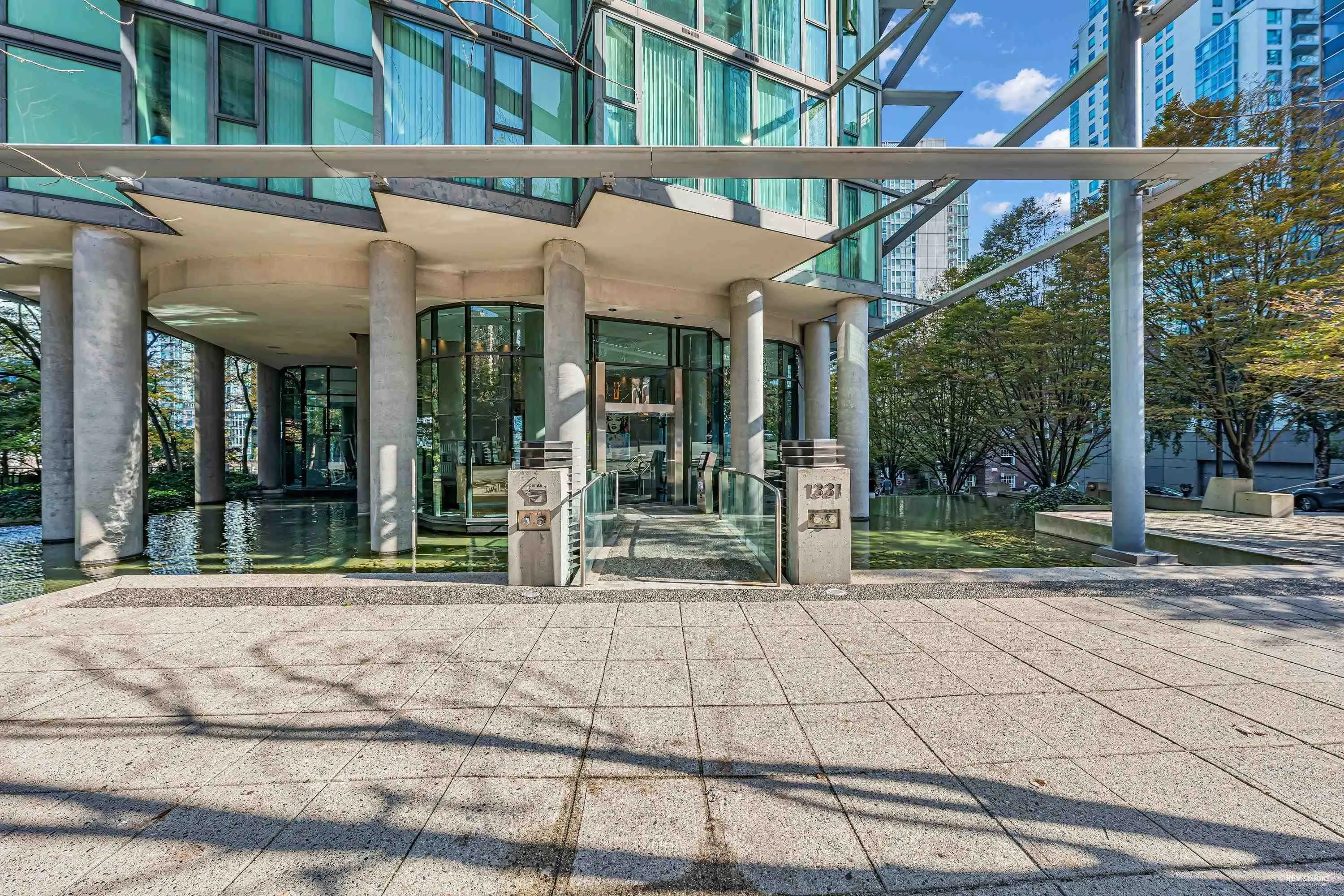 1331 W Georgia Street #909