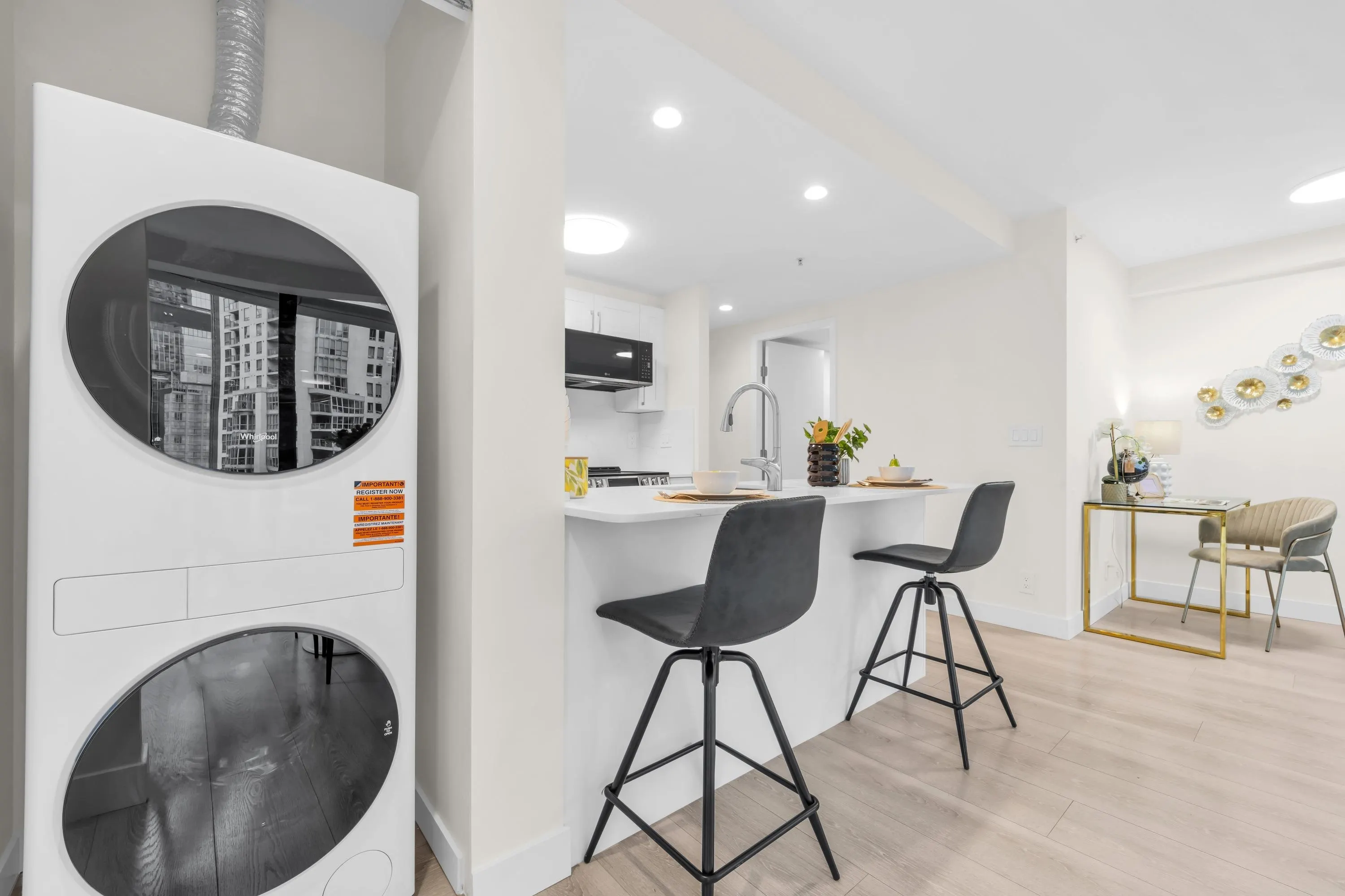 1331 W Georgia Street #909