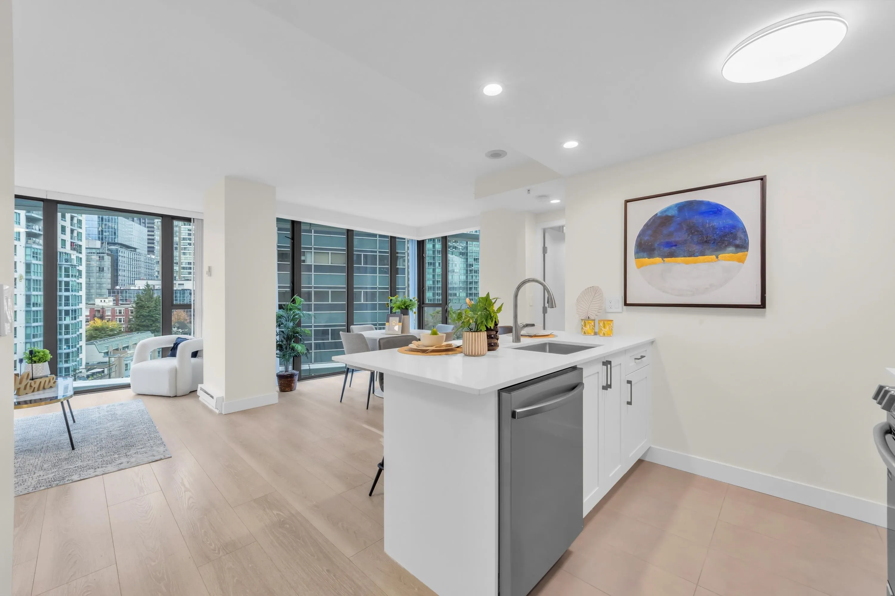 1331 W Georgia Street #909