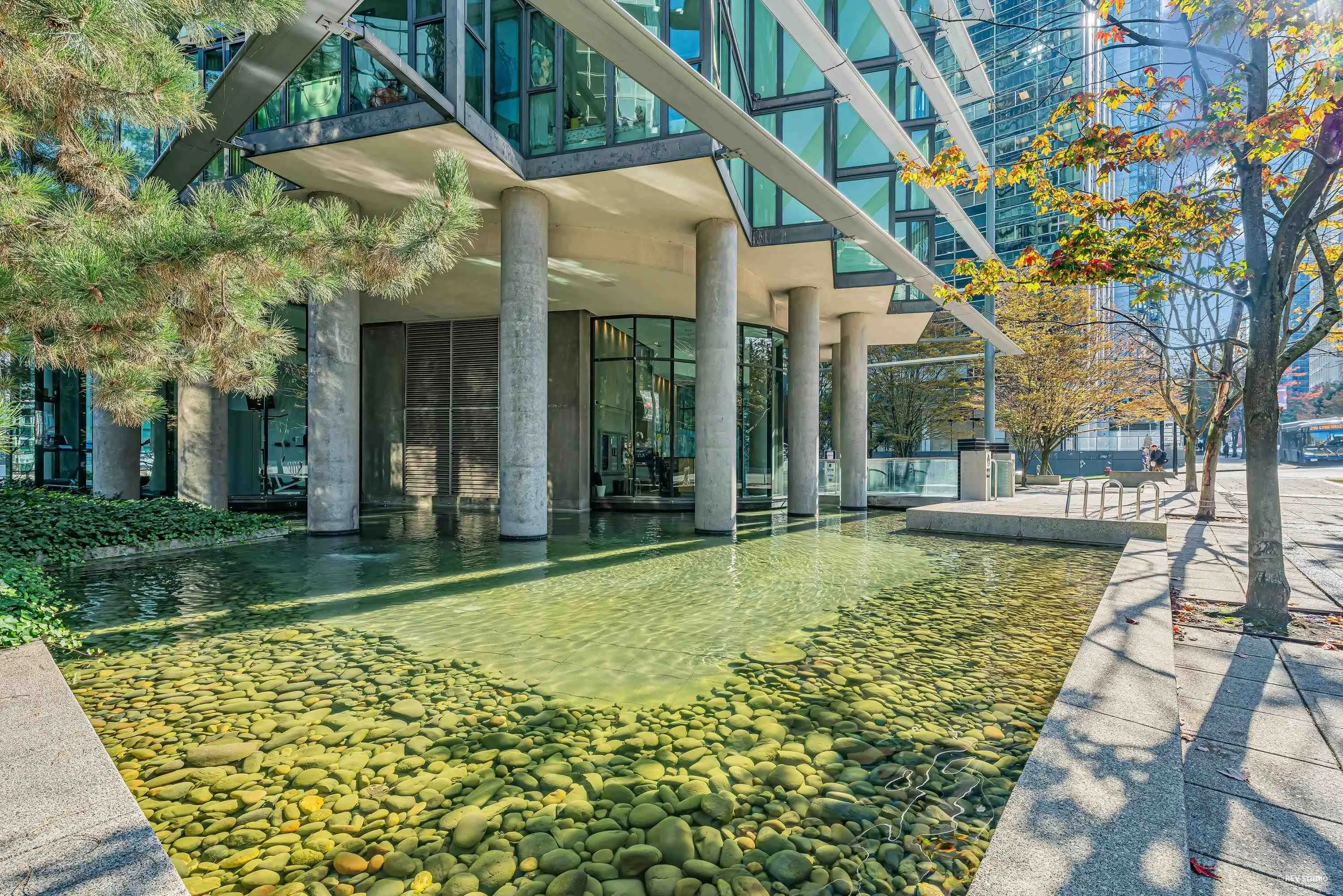 1331 W Georgia Street #909
