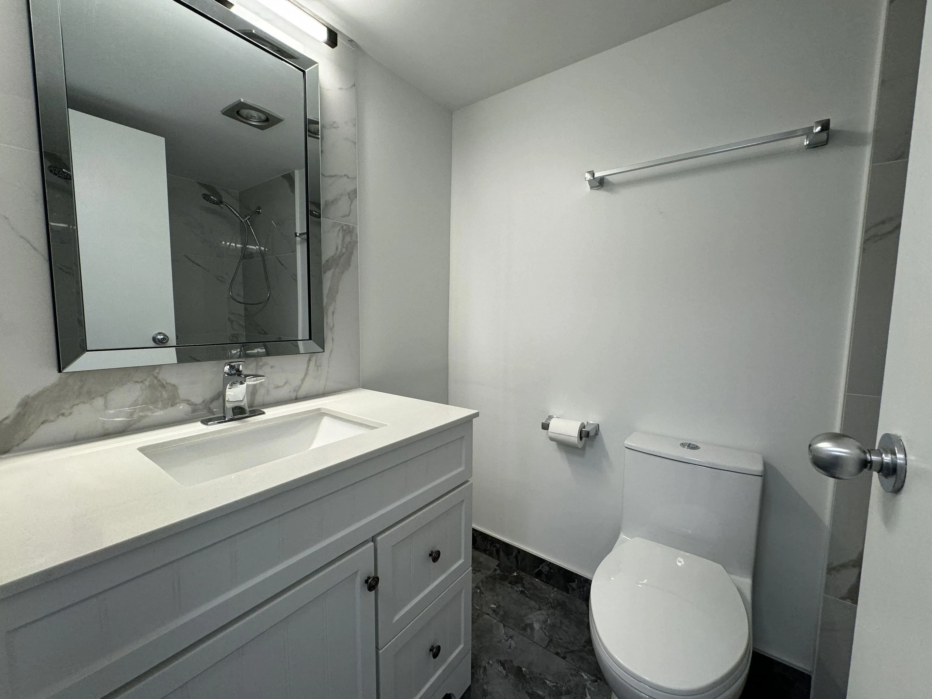 1330 Hornby Street #909