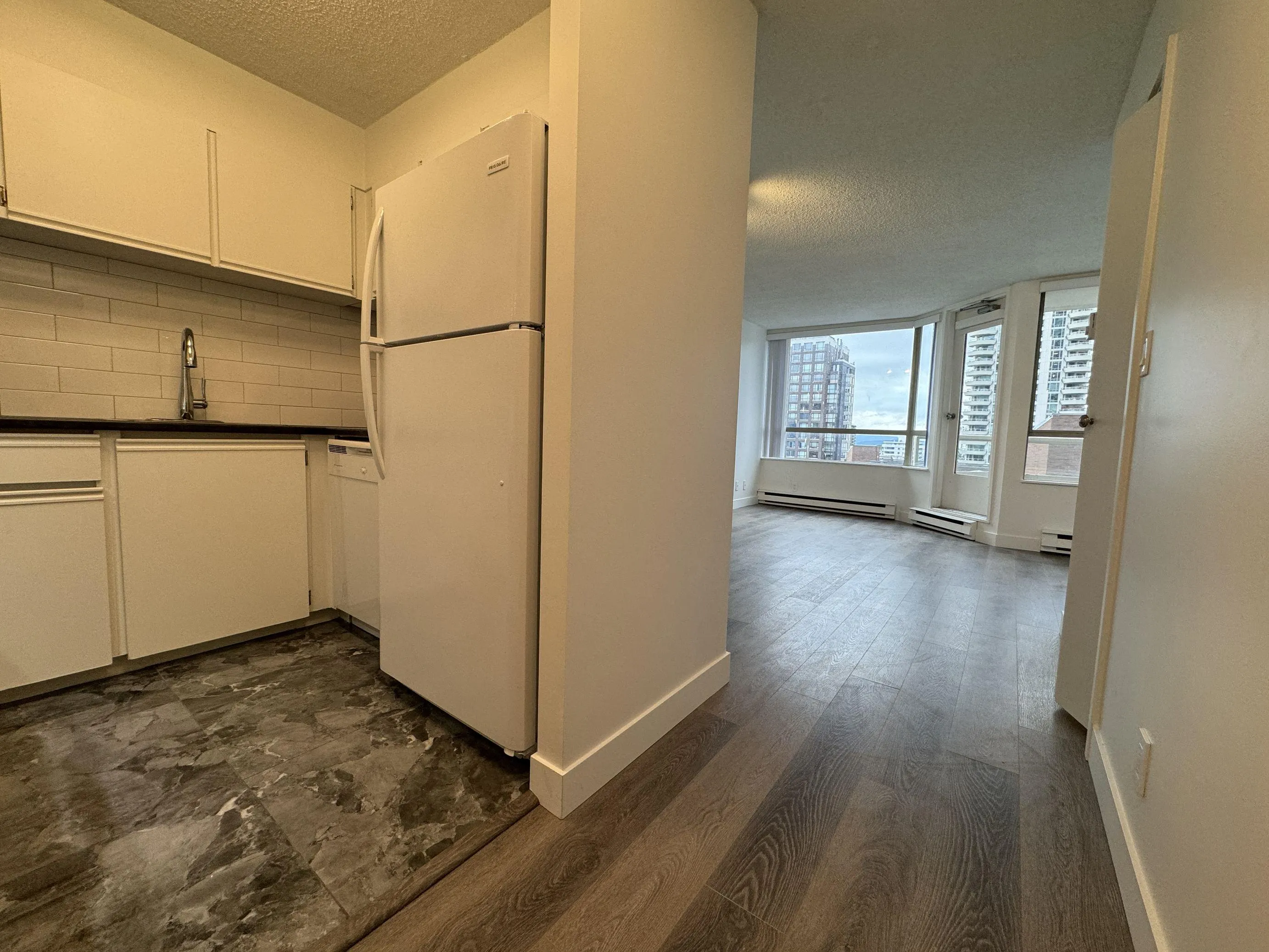 1330 Hornby Street #909