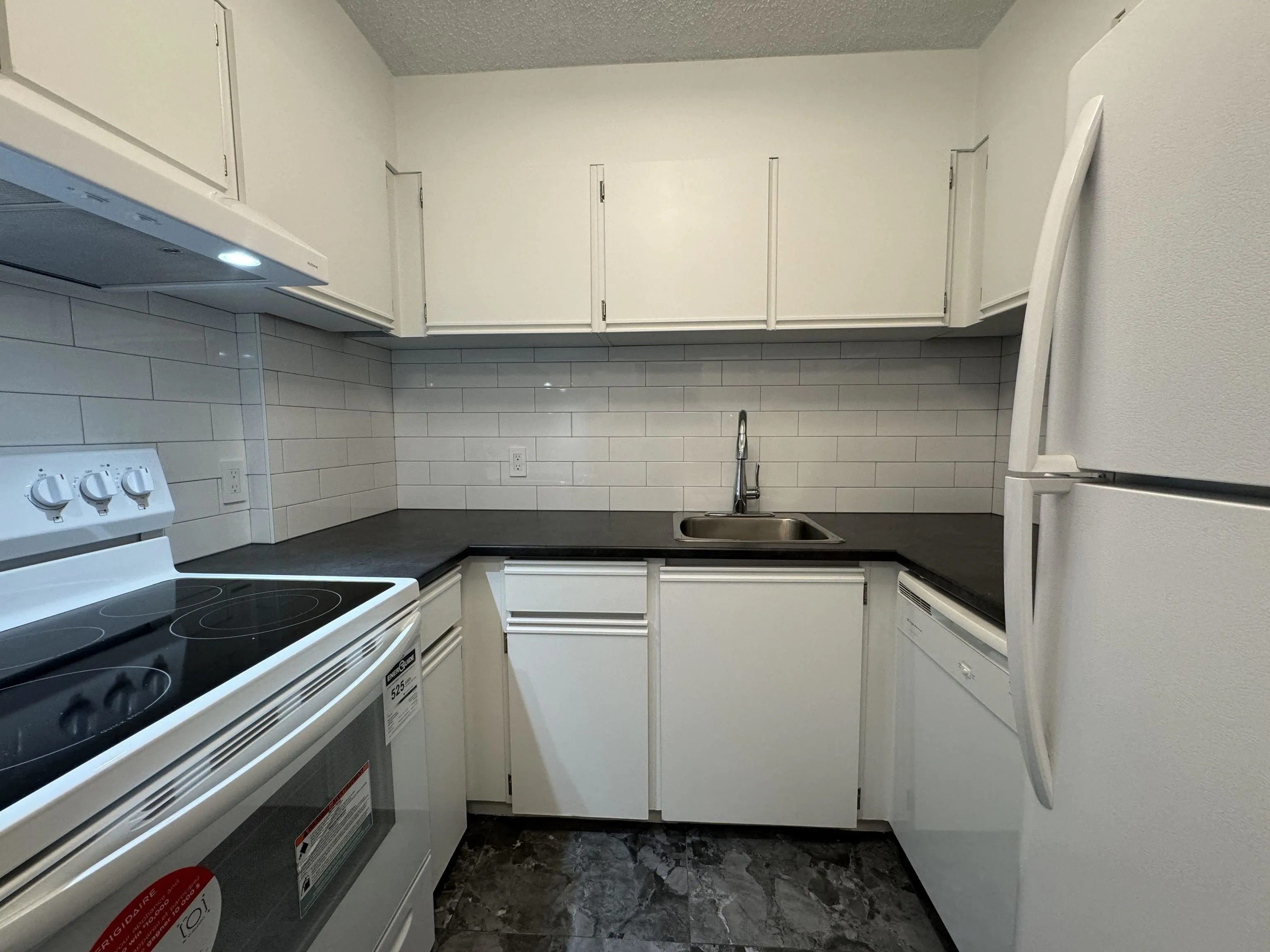 1330 Hornby Street #909