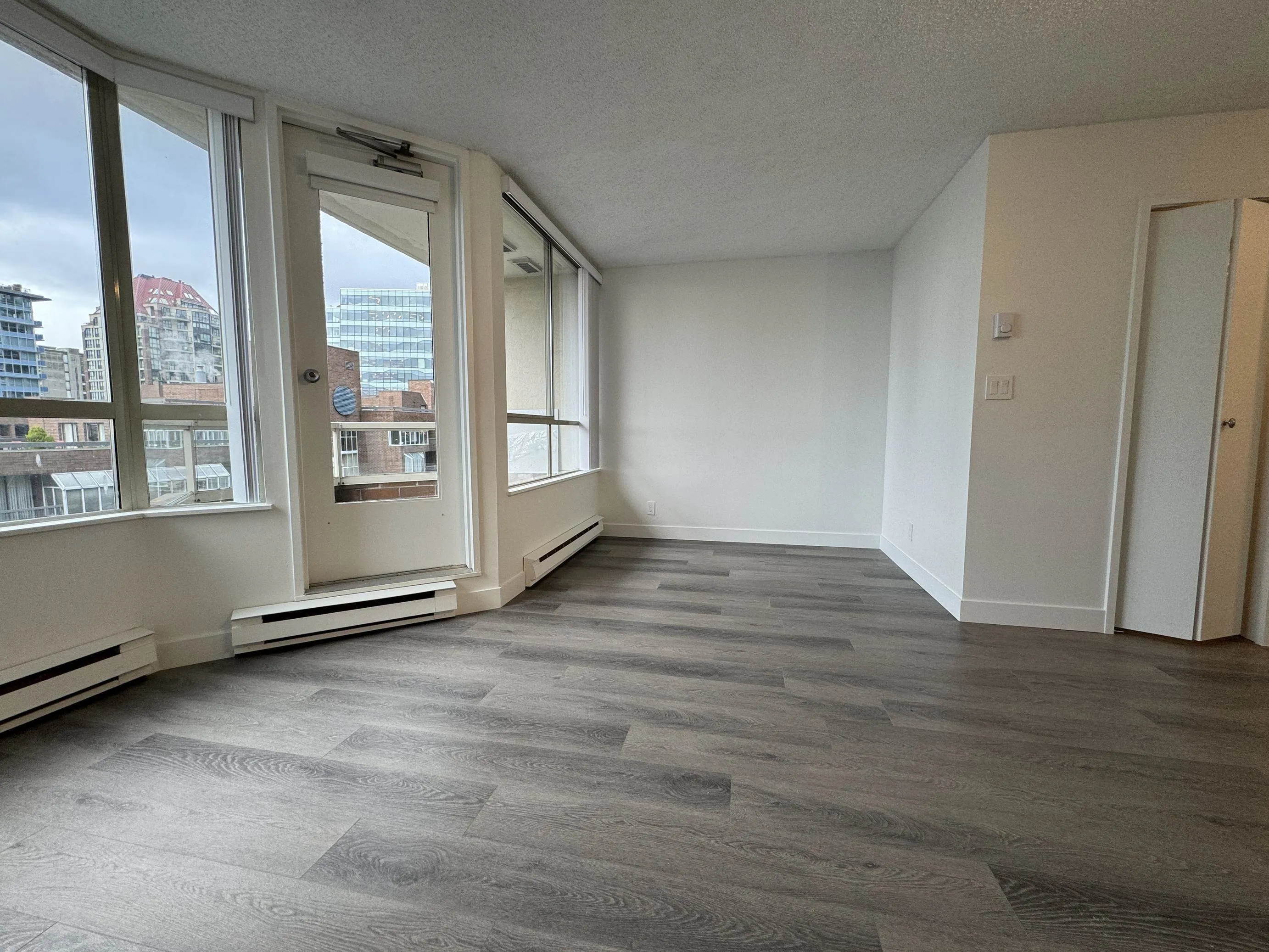 1330 Hornby Street #909