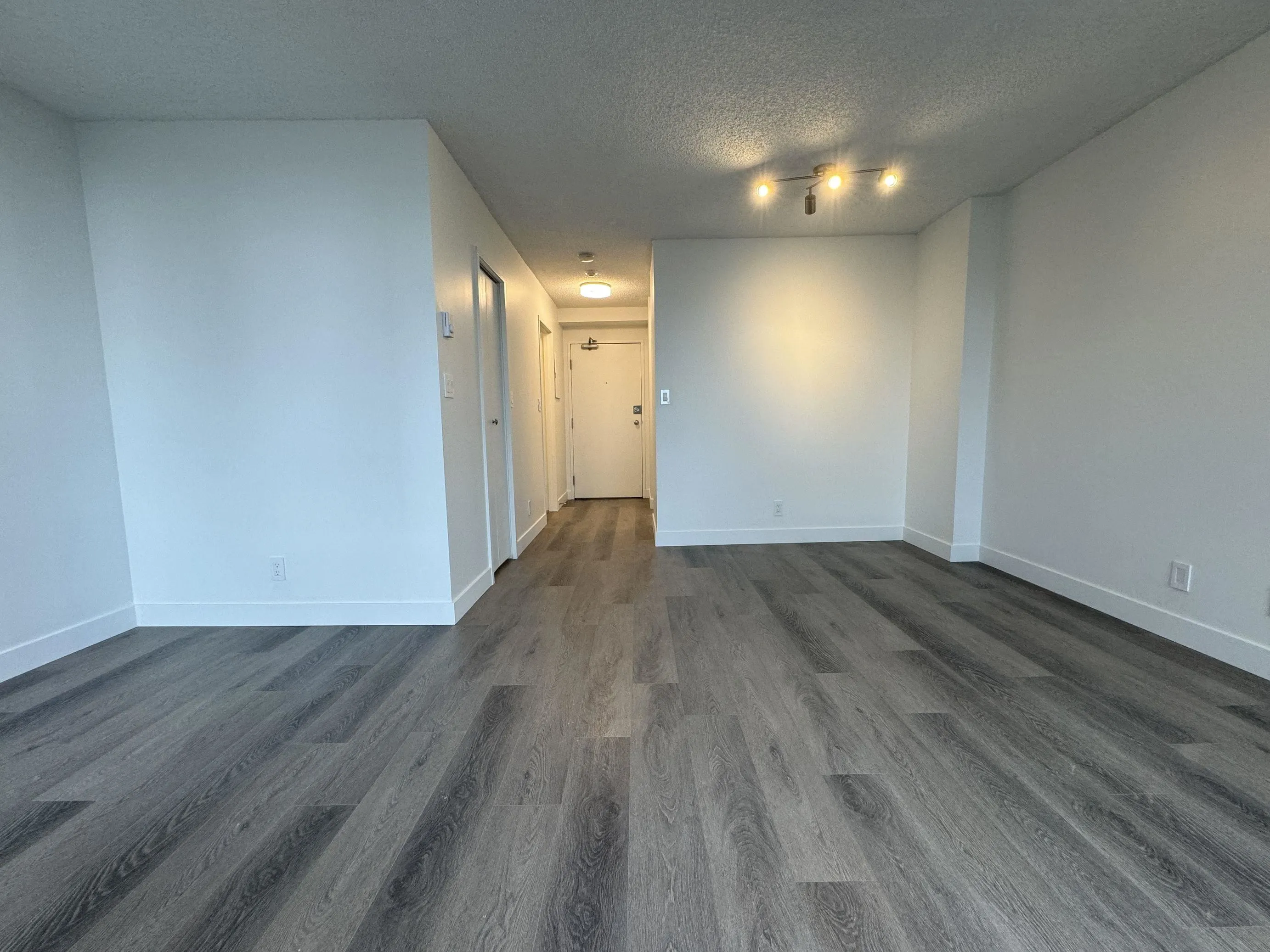 1330 Hornby Street #909